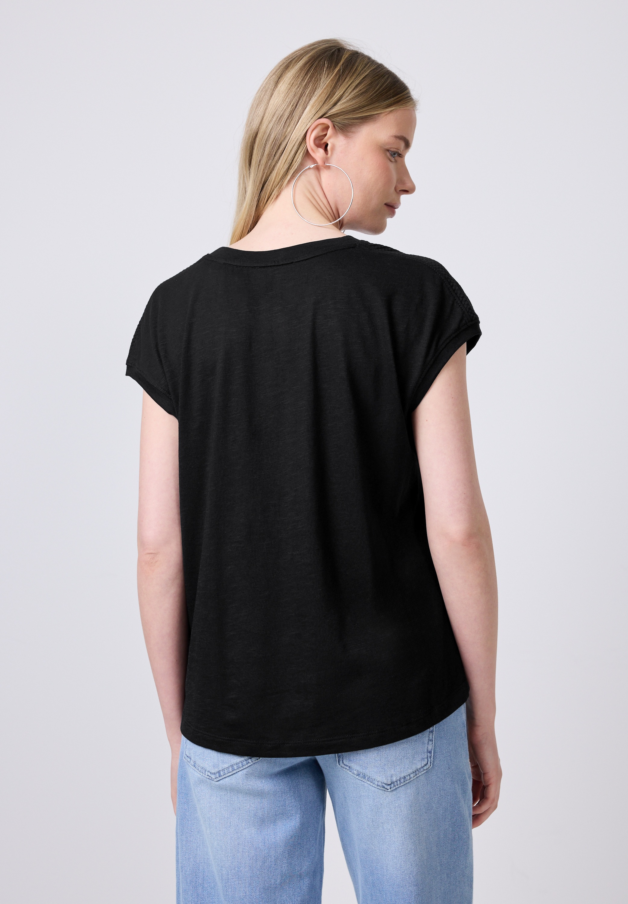STREET ONE STUDIO T-Shirt, mit Rundhalsausschnitt günstig online kaufen