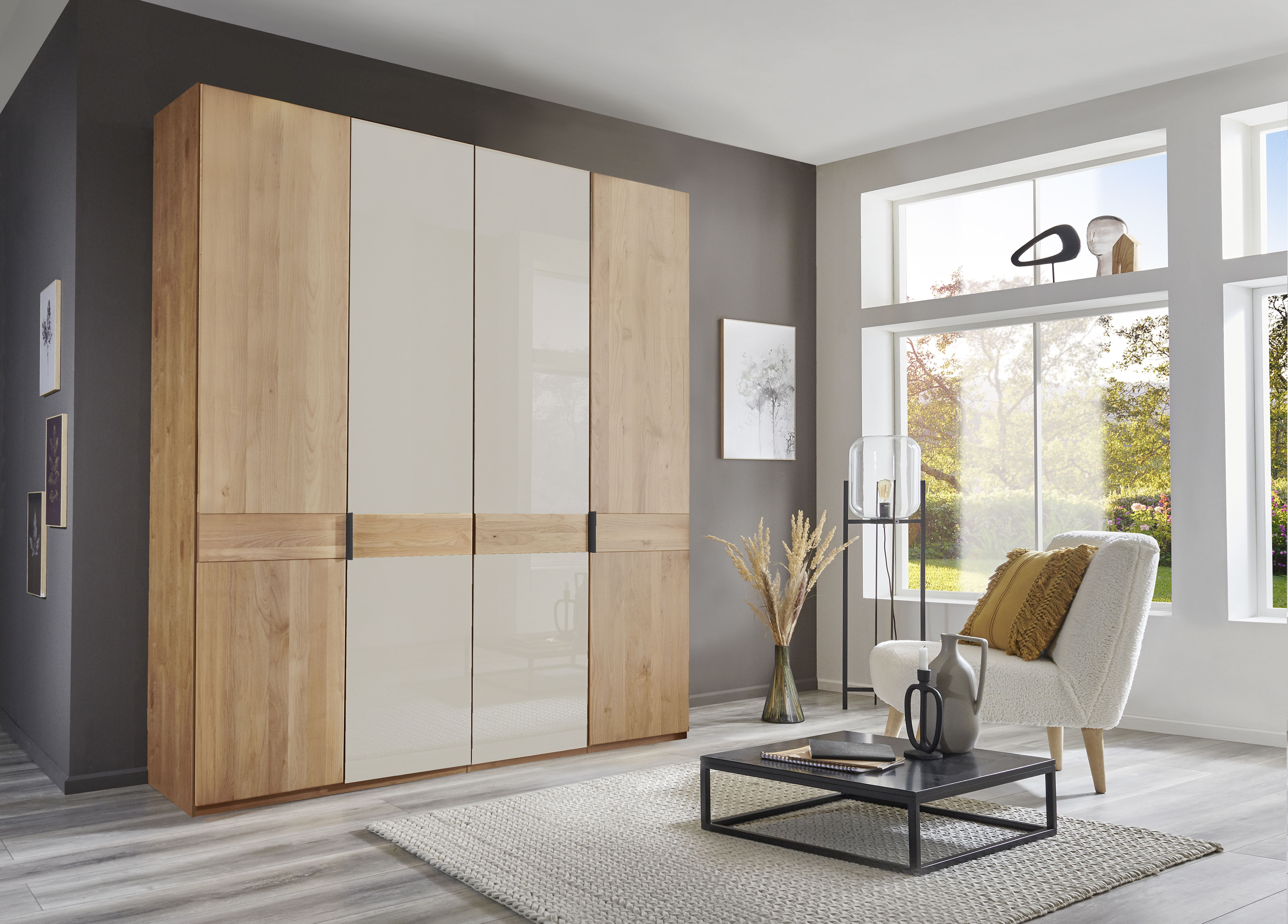 WIEMANN Kleiderschrank "Cardiff, Massivholztüren in Kombination mit Glas- oder Spiegeltüren" 4 Breiten, 2 Höhen 216/236cm auswählbar, hochwertiges Design in langlebiger Qualität, viel Stauraum