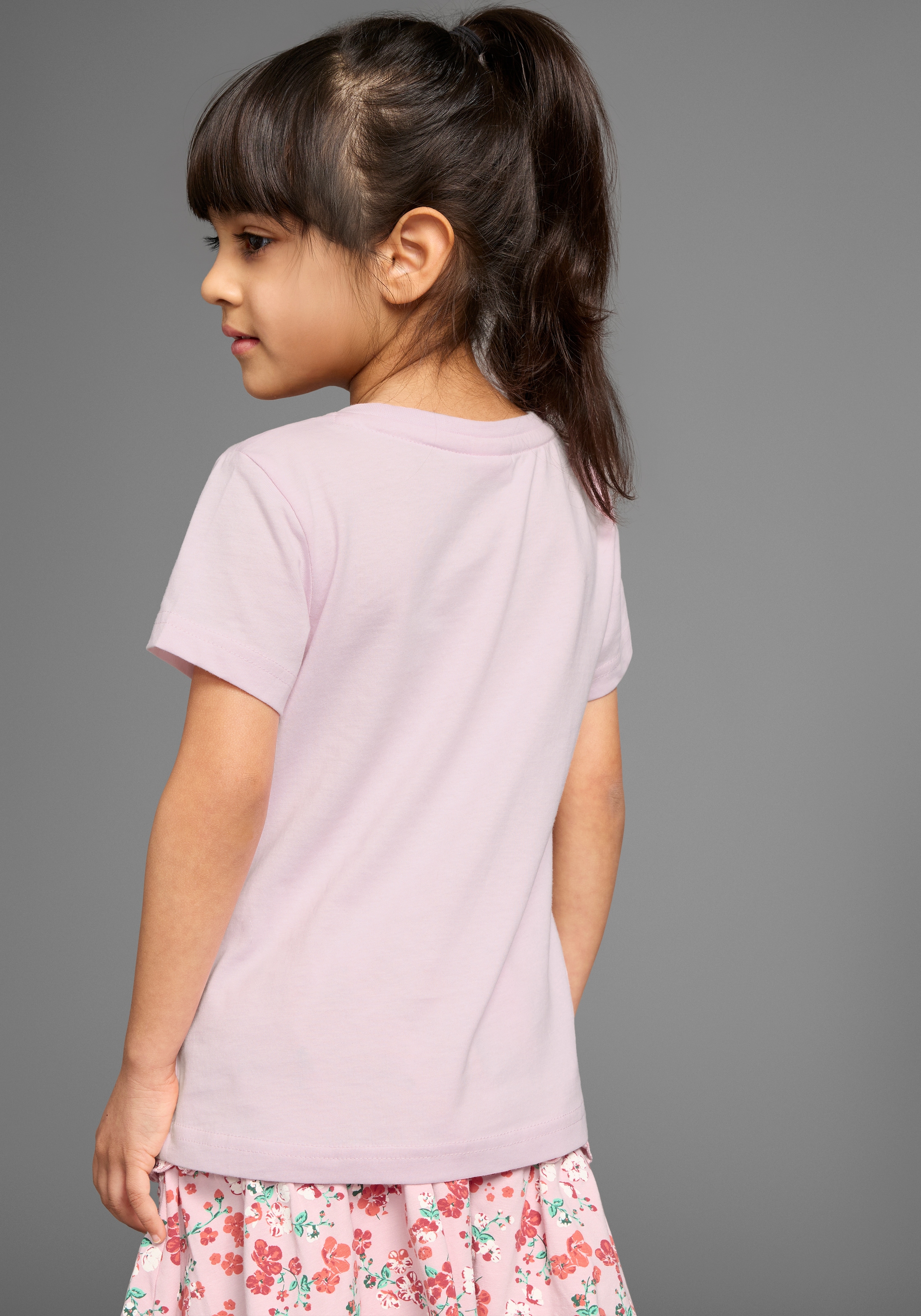 KangaROOS T-Shirt »Aufwendige Schmetterling-Applikation«, T-Shirt mit aufwendiger 3D-Applikation