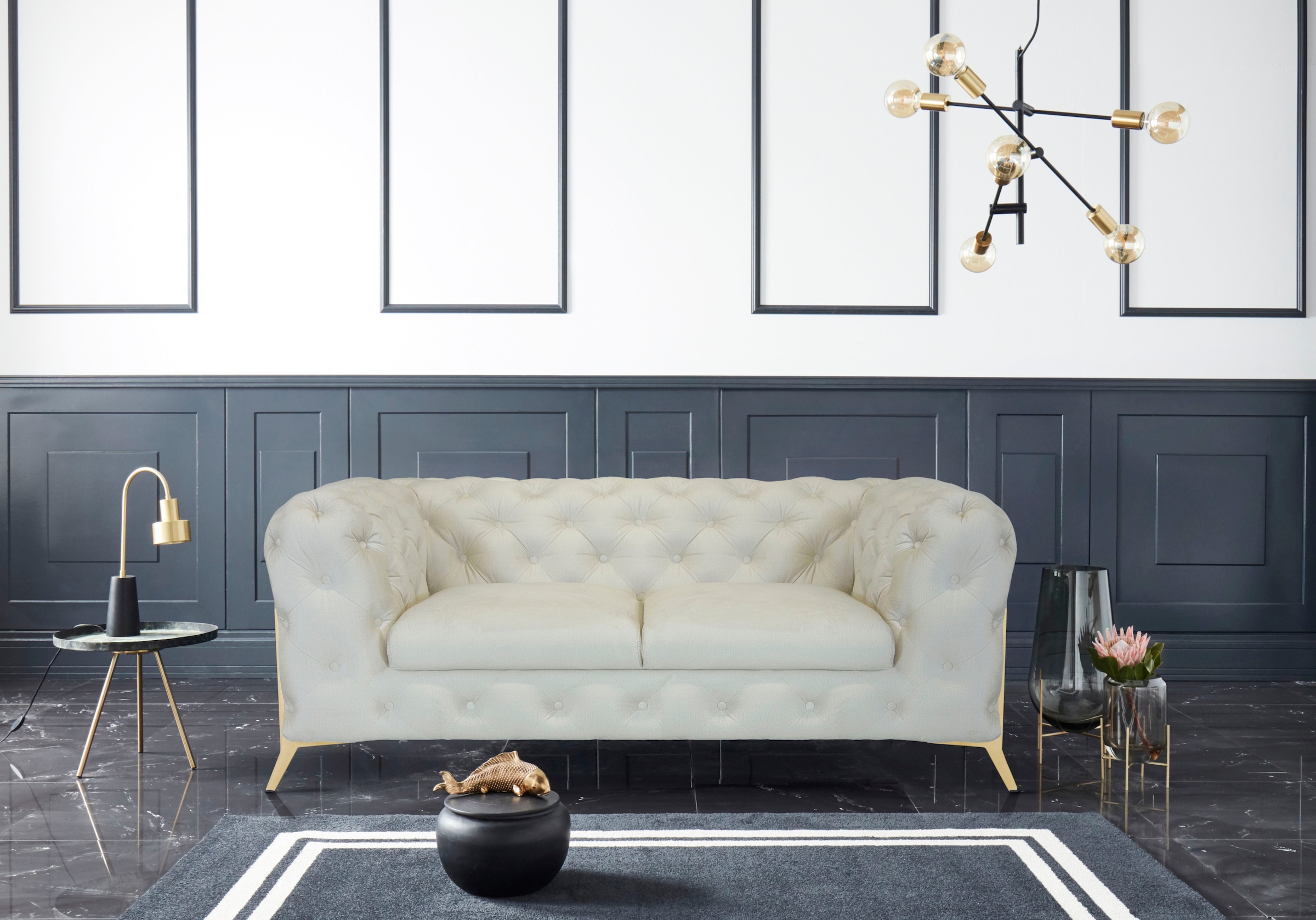 Home affaire Chesterfield-Sofa »Amaury« aufwändige Knopfheftung, moderne Chesterfield Optik, Fußfarbe wählbar