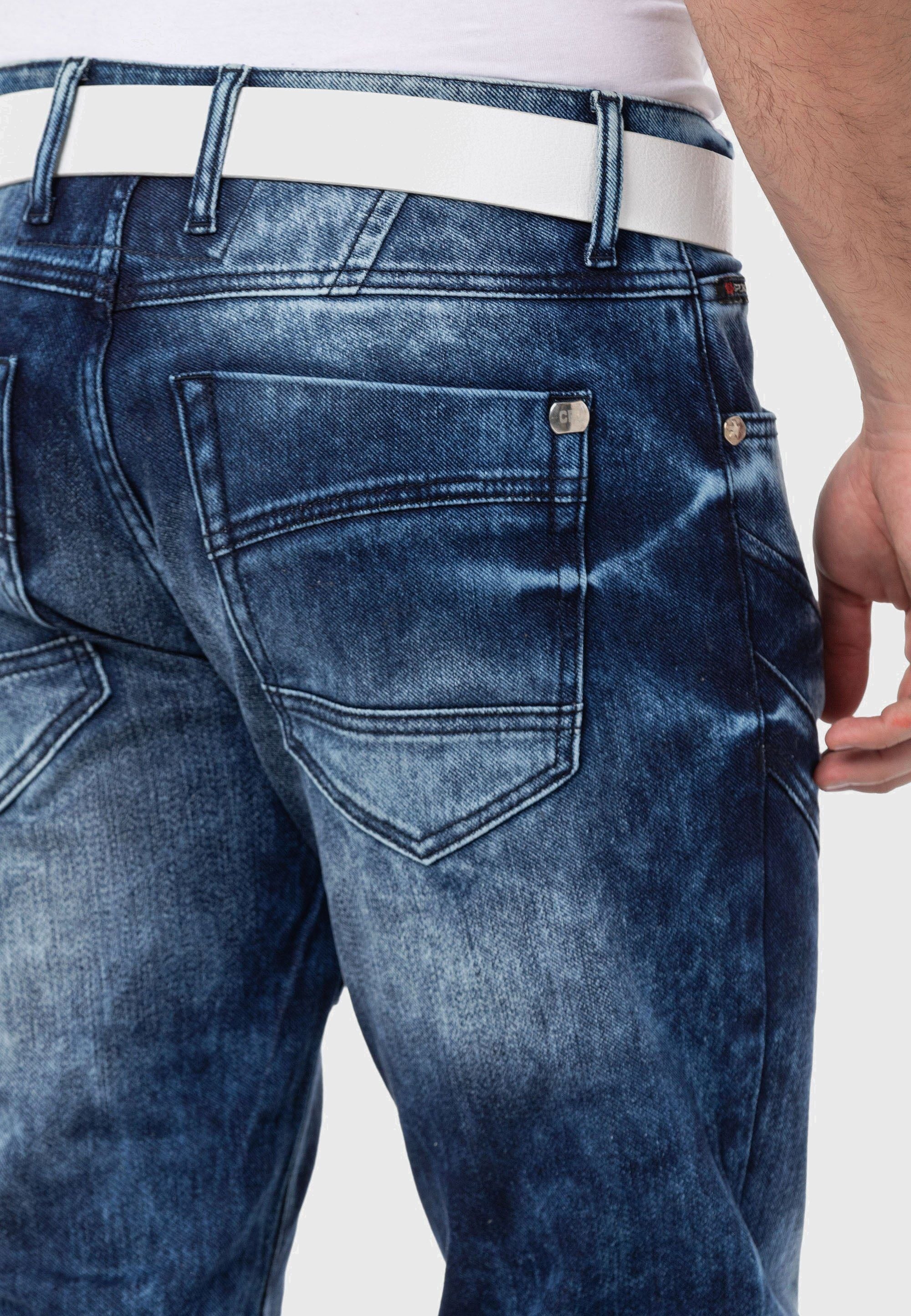 Cipo & Baxx 5-Pocket-Jeans »Jeans«, mit stylischer Waschung