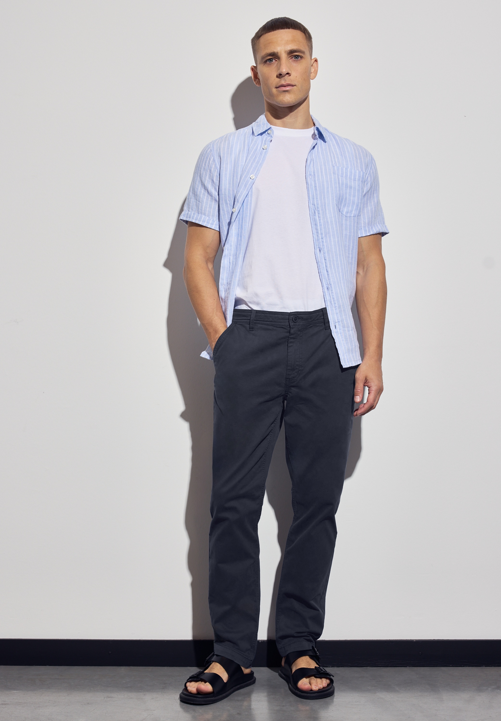 STREET ONE MEN Chinohose, aus Baumwolle mit Stretchanteil