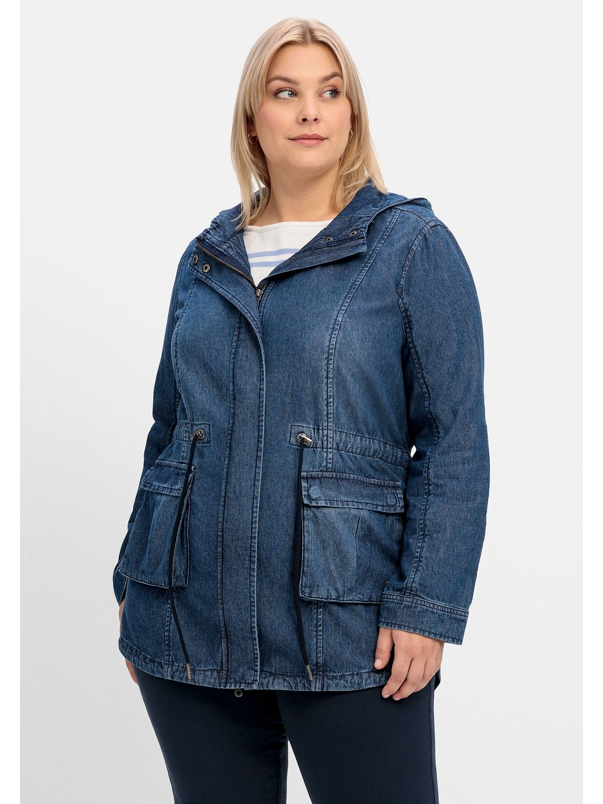 Sheego Parka »Große Größen«, mit Kapuze, in leichter Denim-Qualität  bestellen | BAUR