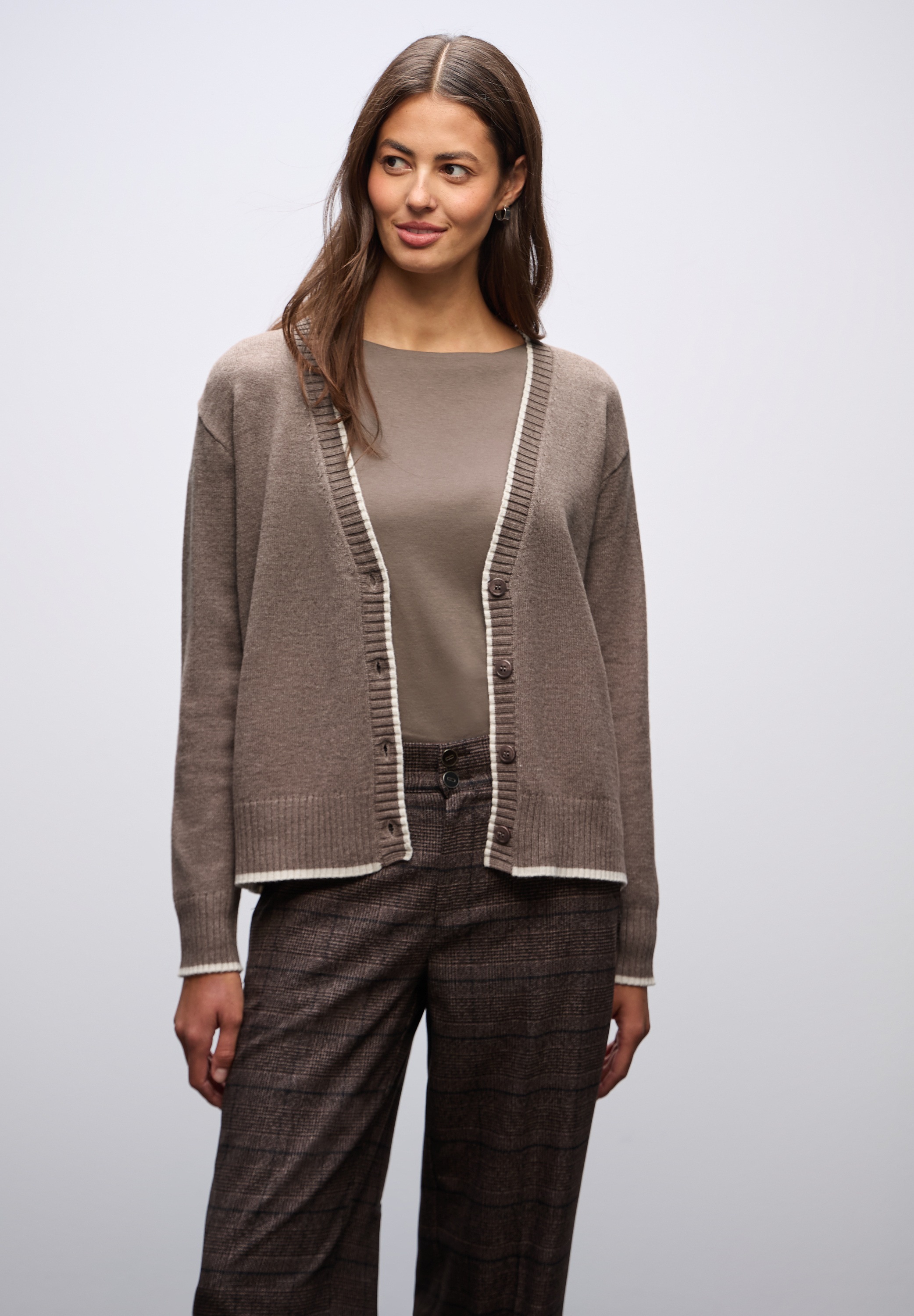 Cardigan STREET ONE, Damen, Gr. 40, silk braun meliert, Stoff, 30% Polyester, 29% Polyacryl, 21% Viskose, 20% Nylon, unifarben, normal normal, V-Ausschnitt, Rippbündchen, Strickjacken, mit V-Ausschnitt