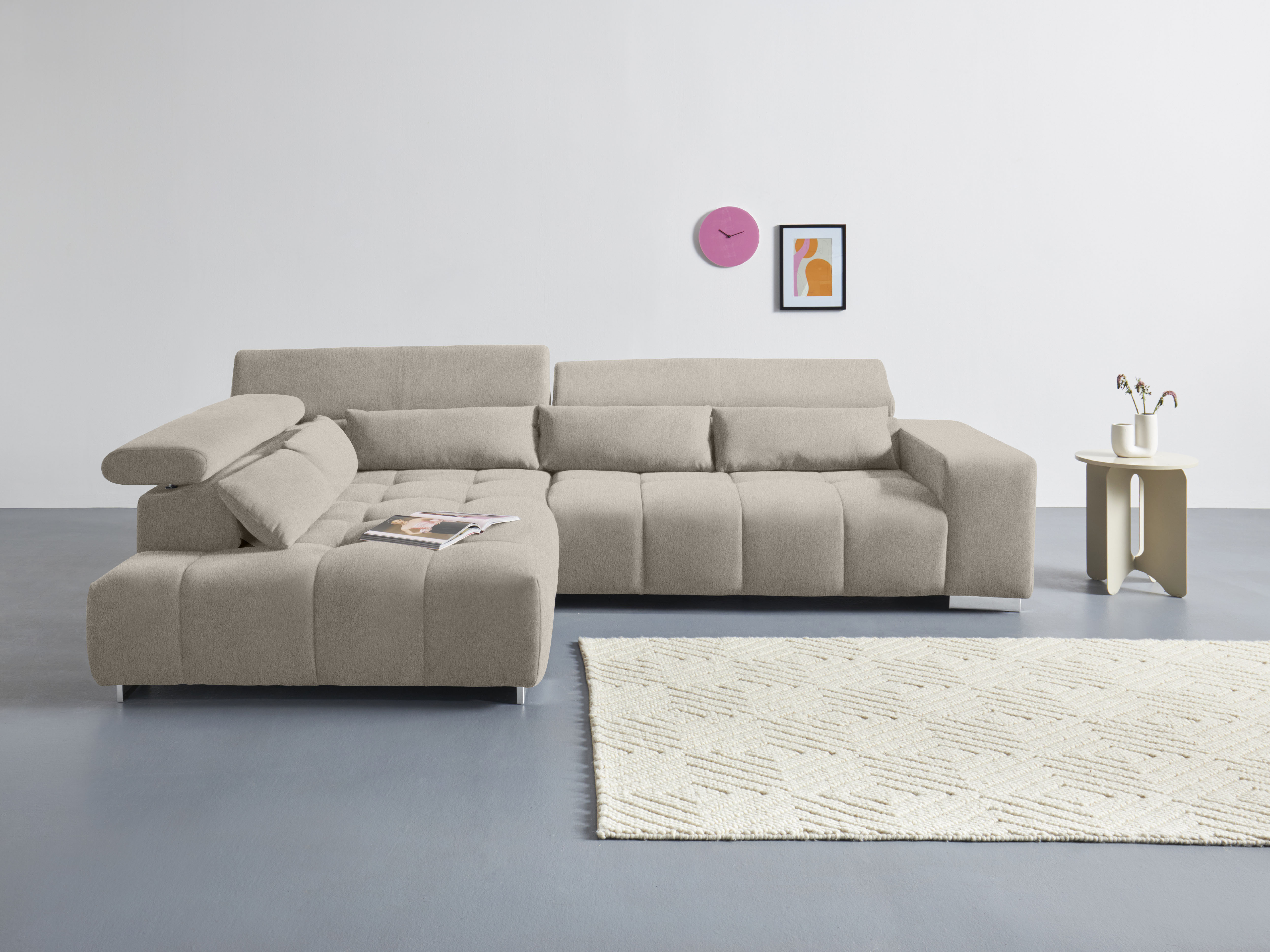 COTTA Ecksofa "Orion L-Form, B: 310 cm, moderne Steppung, bequeme Wellenunterfederung" Kopfteilverstellung & 5 Nierenkissen