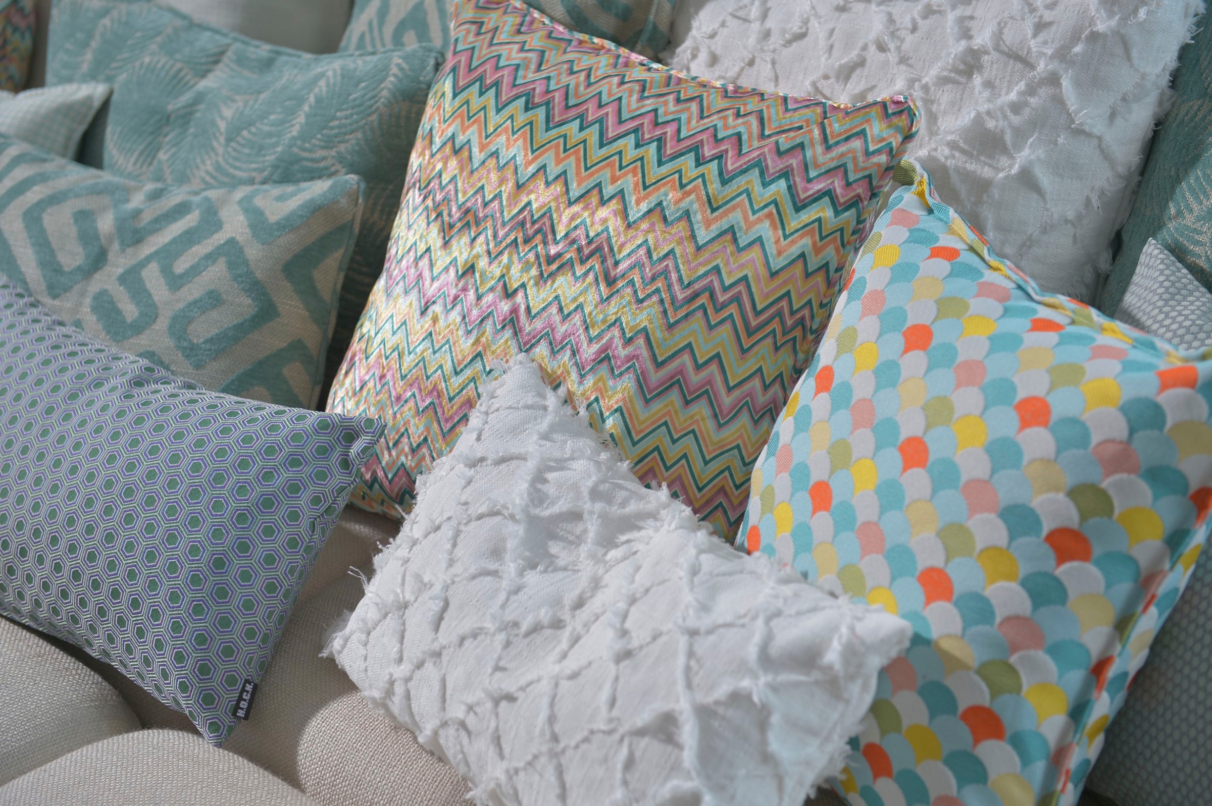 H.O.C.K. Dekokissen »Suzette« mit Biese, Kissenhülle mit Füllung, 1 Stück