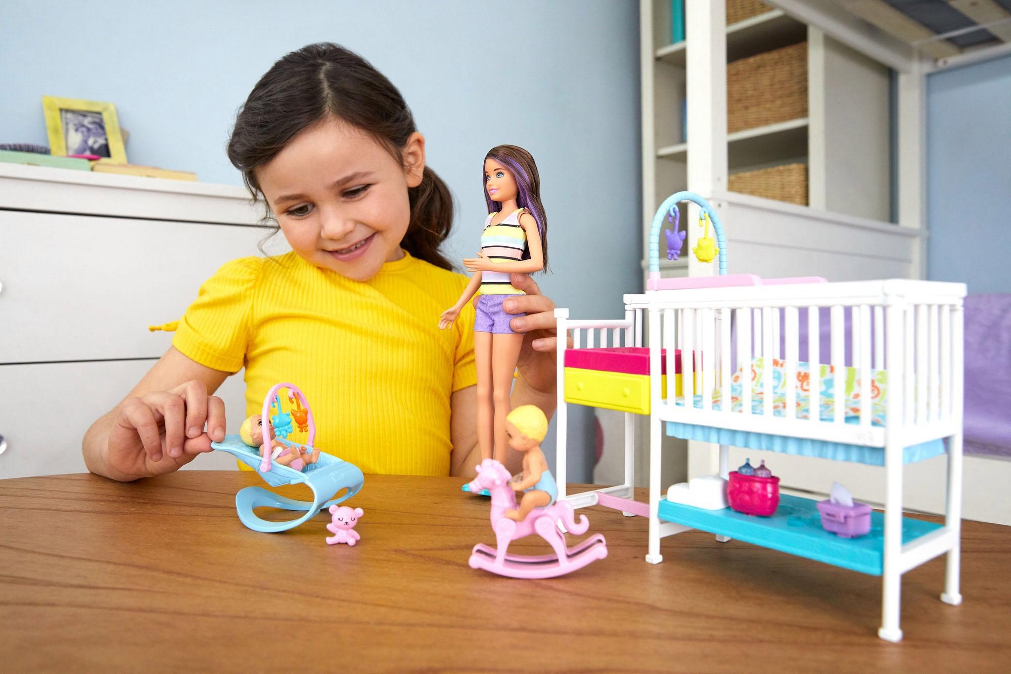 Barbie Anziehpuppe »Skipper Babysitters Kinderzimmer-Spielset«, inklusive Puppen