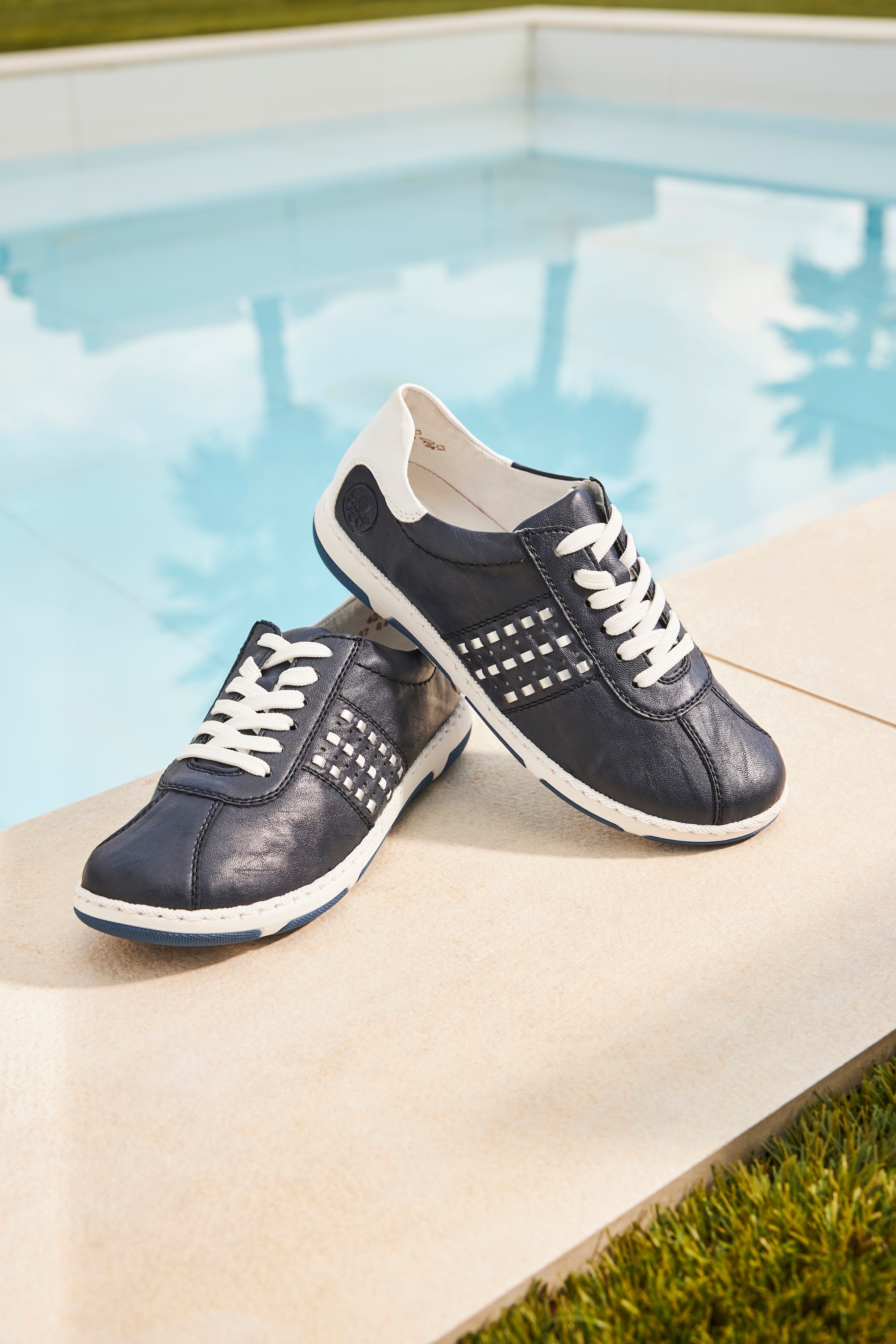 Rieker Sneaker, Halbschuh, Freizeitschuh, Schnürschuh mit gepolstertem Schaftrand