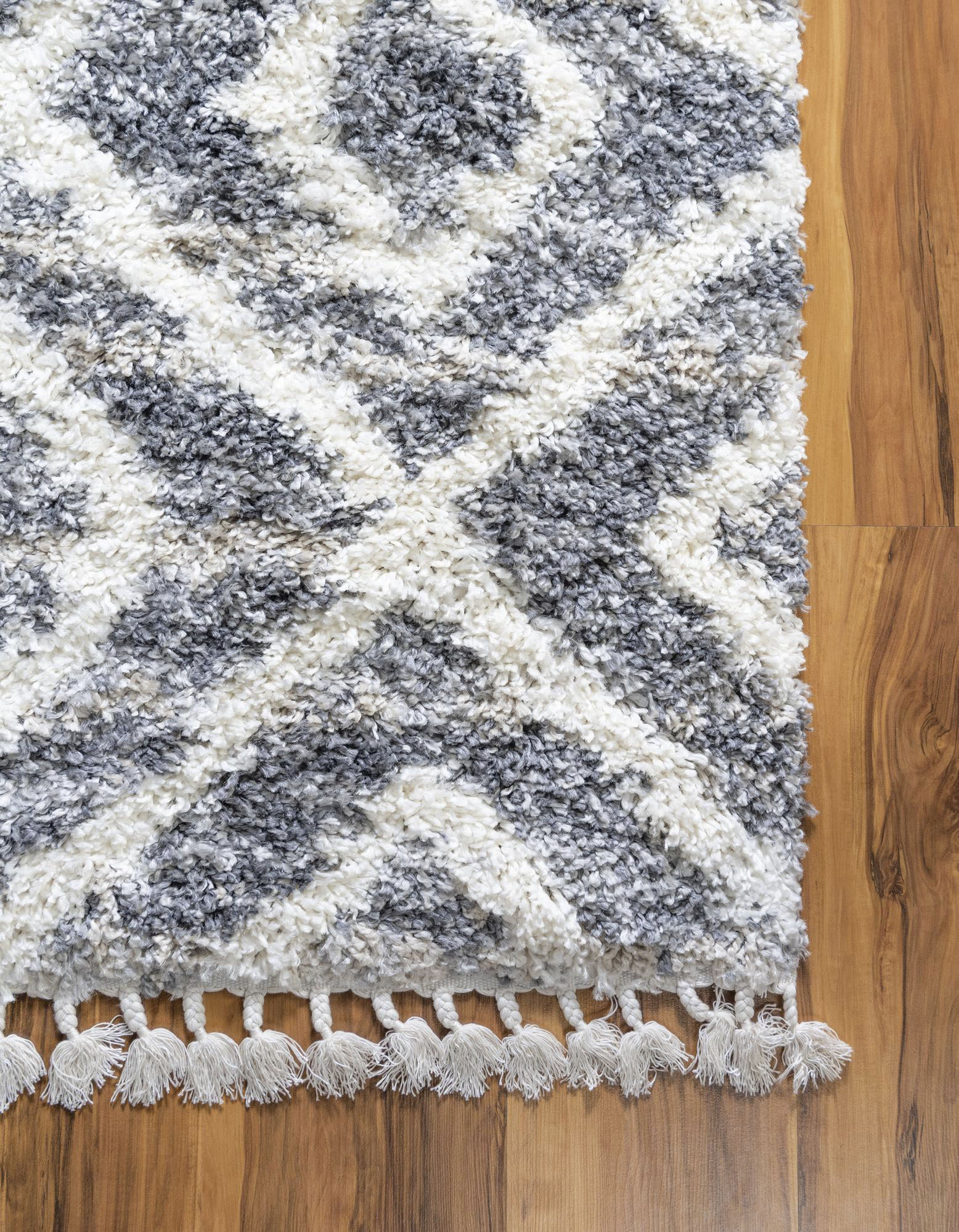 Thumbnail - Myflair Möbel & Accessoires Hochflor-Teppich "Top Shag, LAGERRÄUMUNG" rechteckig 32 mm Höhe gewebt, Rauten Design, melie...