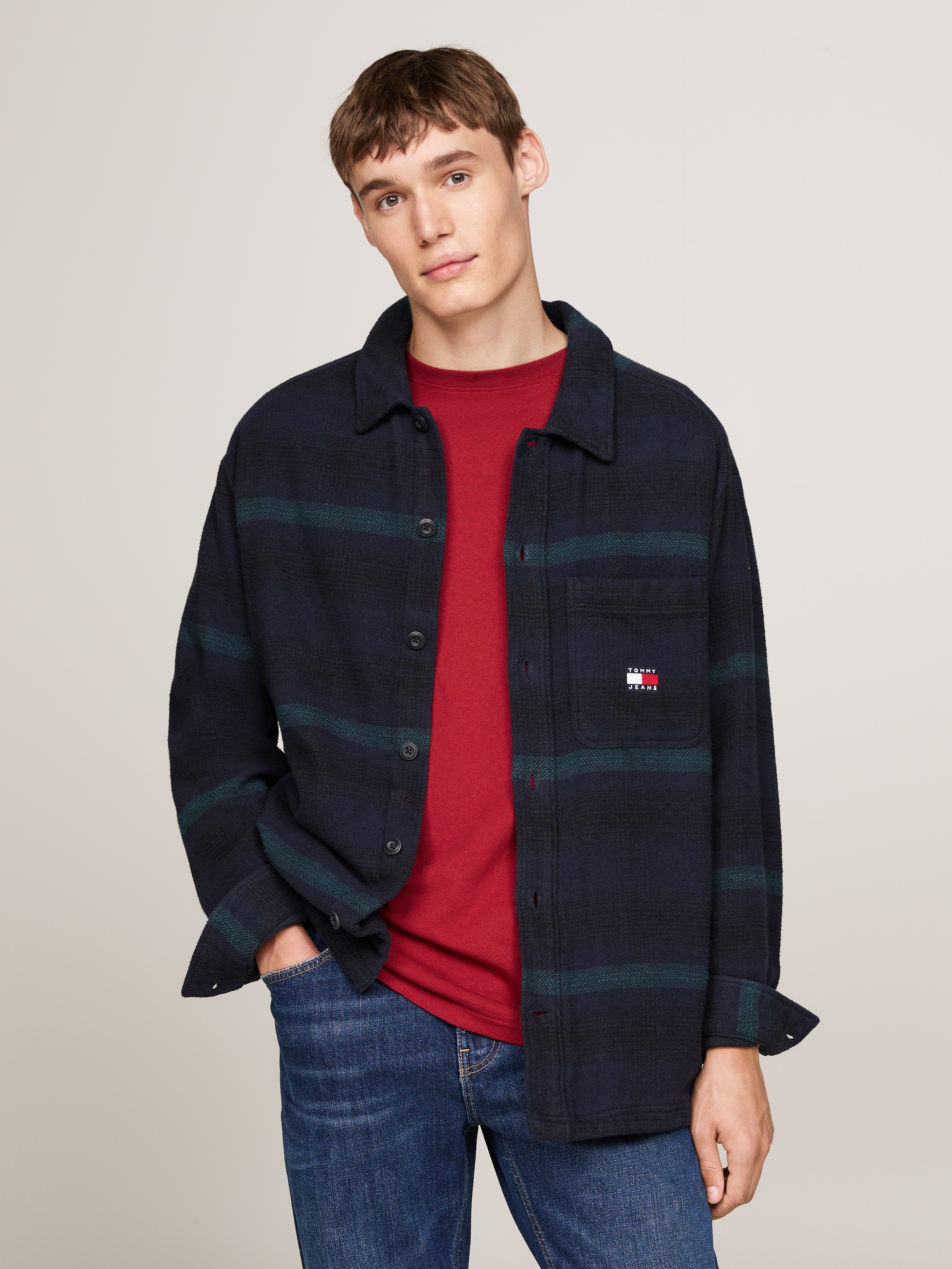 Tommy Jeans Hemdjacke "TJM BADGE CHECK OVERSHIRT", kariert