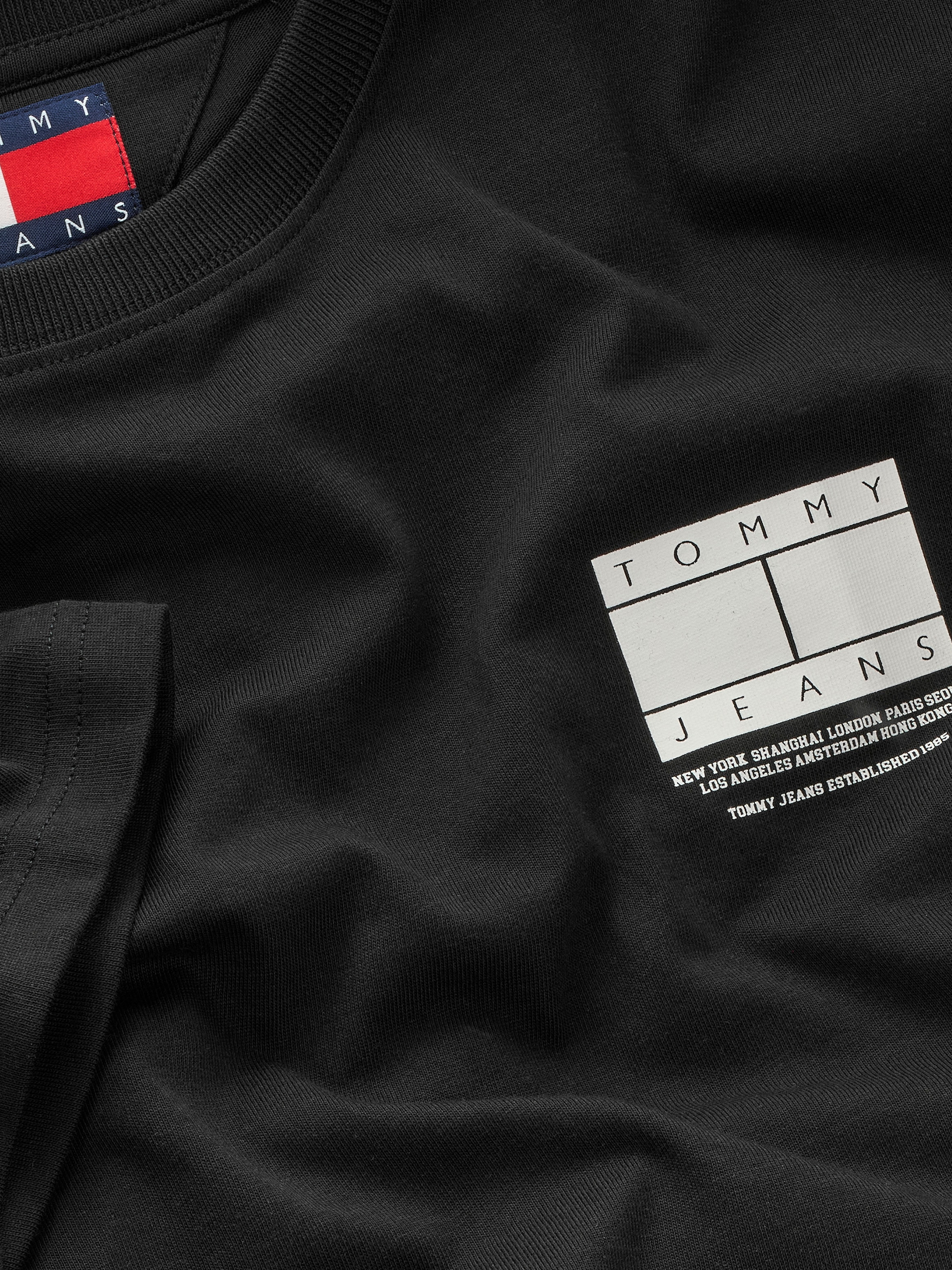 Tommy Jeans T-Shirt »TJM REG DNA GRAPHIC TEE EXT«, mit kontrastfarbenen Print