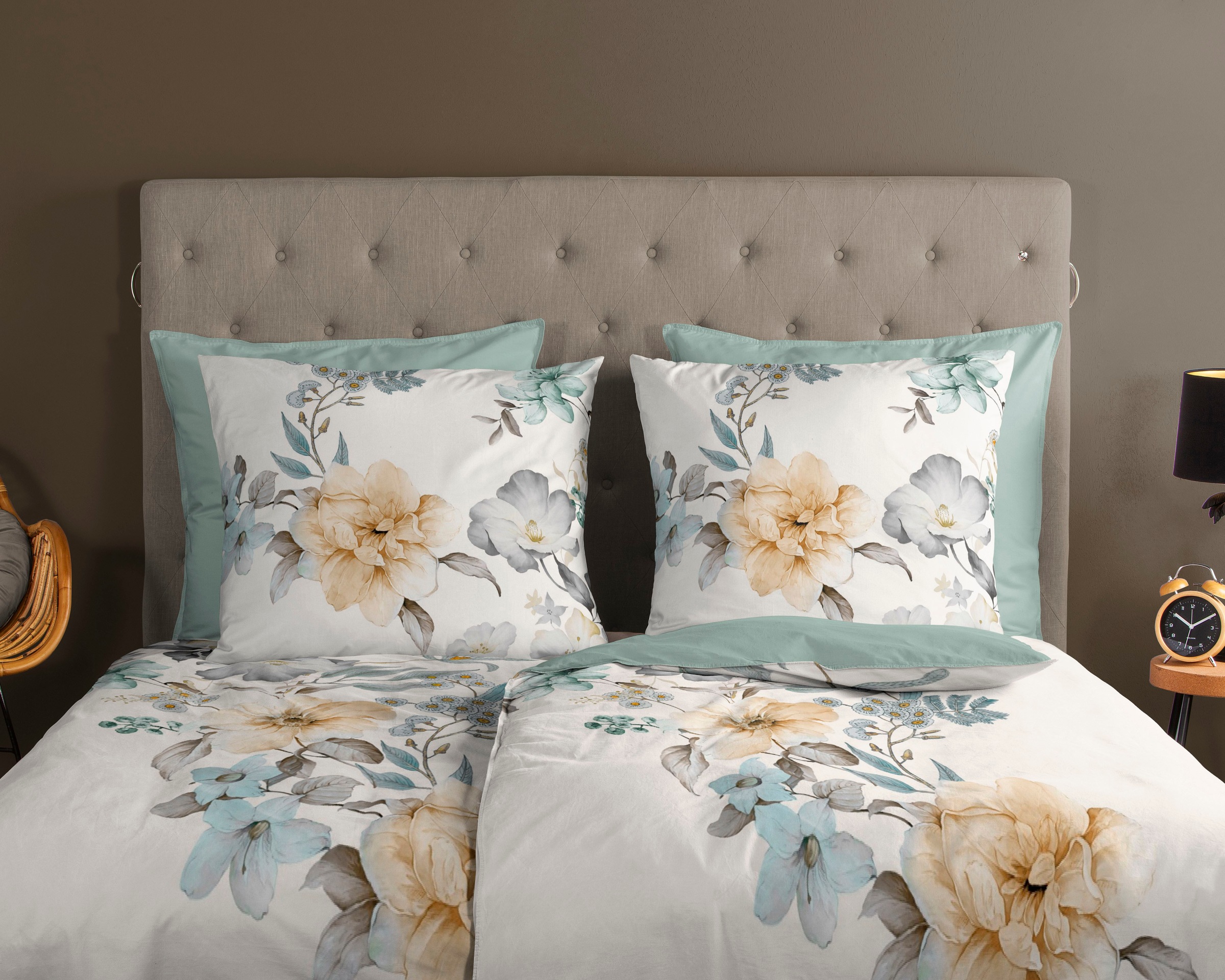 Thumbnail - good morning Wendebettwäsche "Celina1" 2 Stk. Baumwolle, 135x200, Reißverschluss, Wendeoptik, Simple, Blumen, Grün