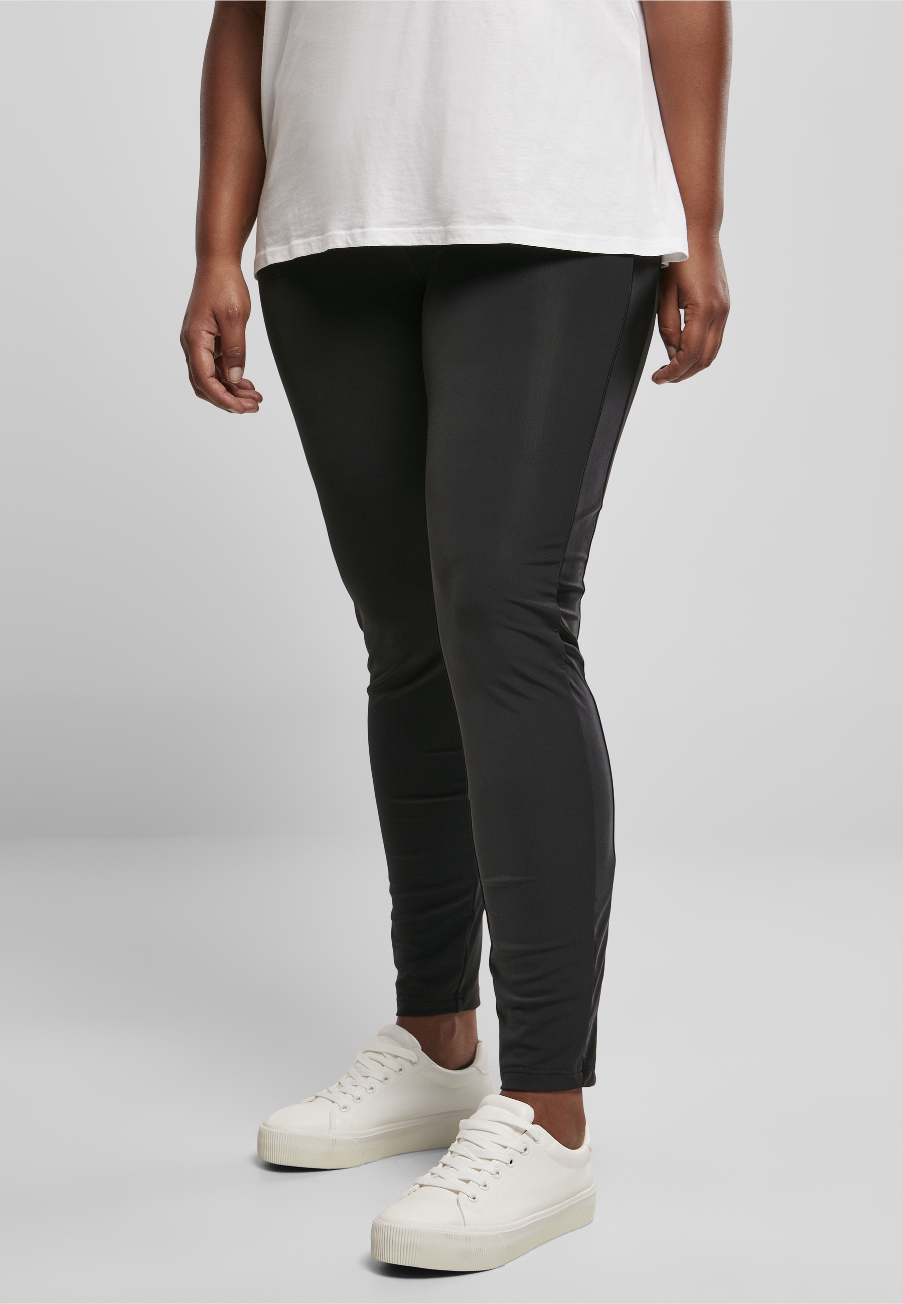 URBAN CLASSICS Leggings »Urban Classics Damen Ladies Highwaist Shiny Stripe Leggings«