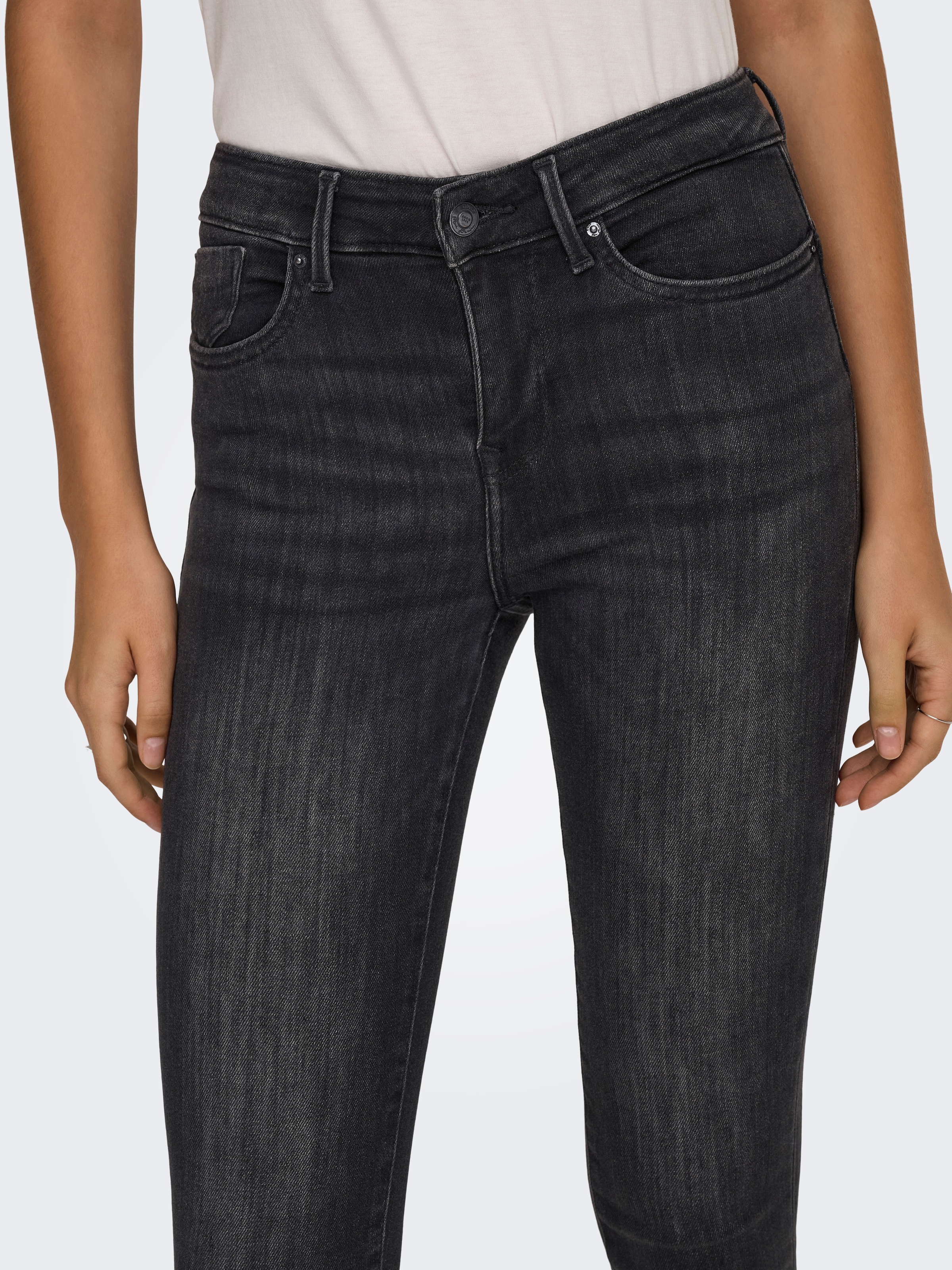 ONLY Skinny-fit-Jeans »ONLPOWER MID WAIST PUSH UP SK DNM BOX«