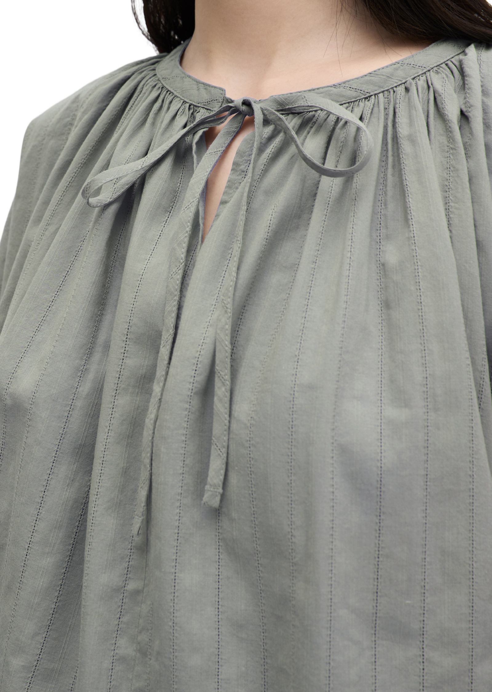 Marc O'Polo Langarmbluse »aus Baumwoll-Voile mit feiner Loch-Stickerei«