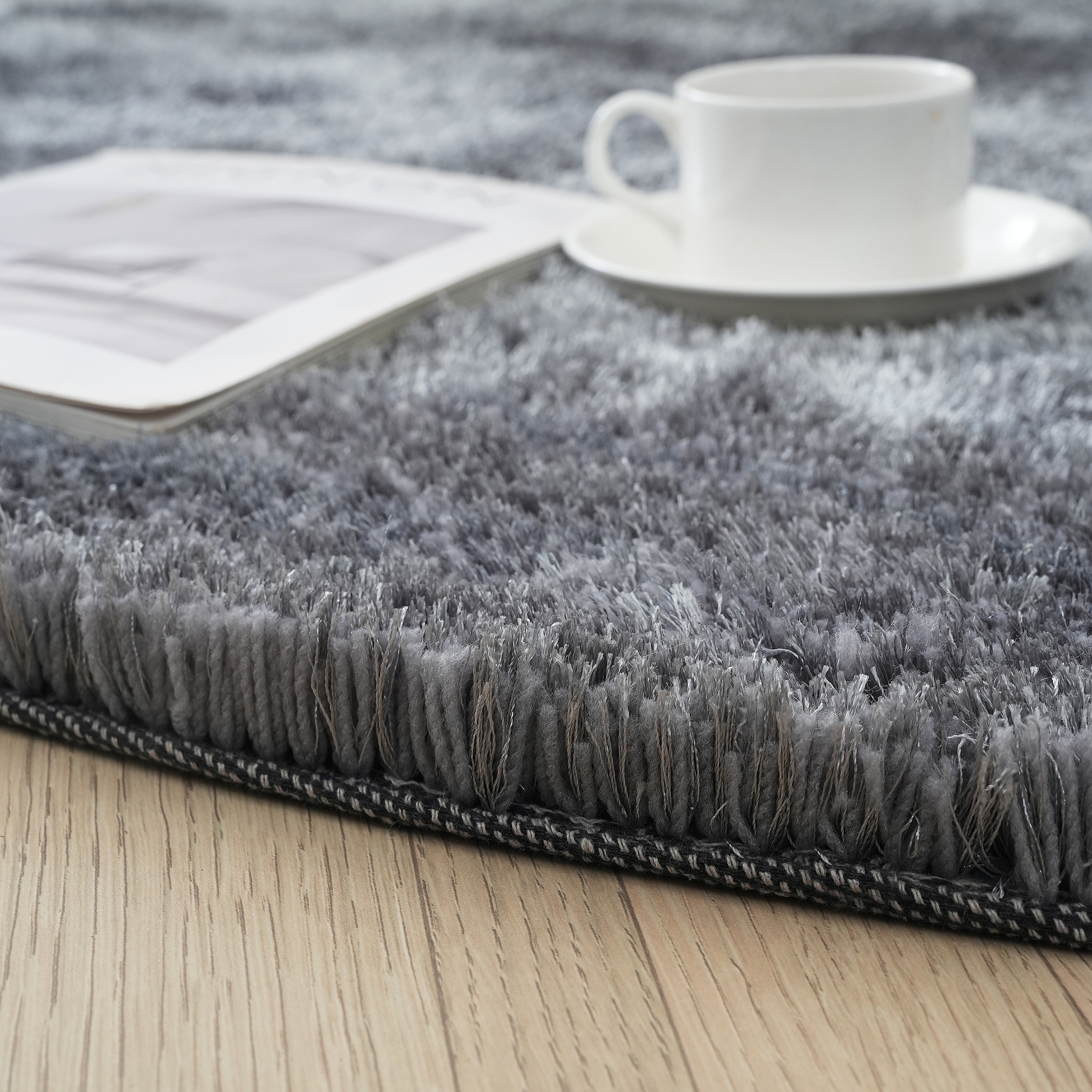 Bruno Banani Hochflor-Teppich »Dana Teppich, leichter Glanz«, rund, 30 mm Höhe, unifarben, Mikrofaser Teppiche, Wohnzimmer, Schlafzimmer, Esszimmer