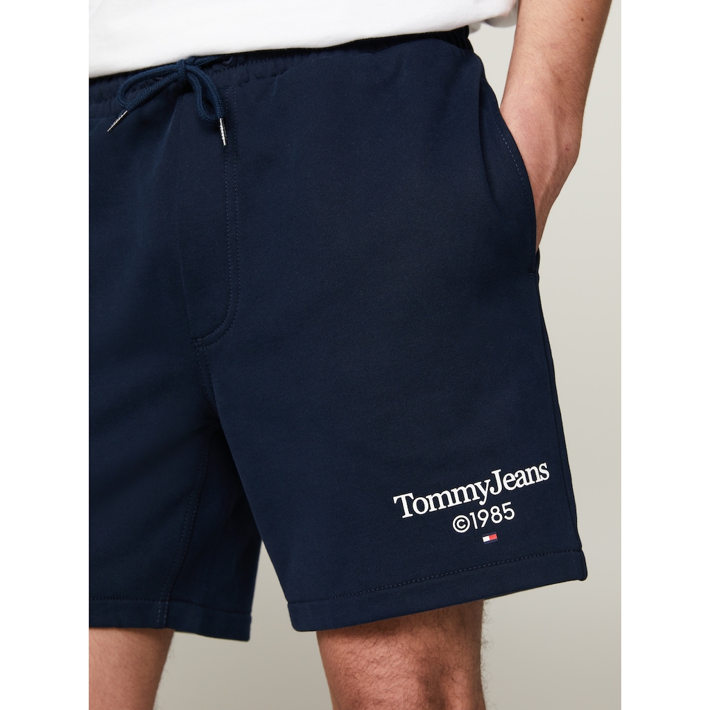 Tommy Jeans Sweatshorts »TJM ENTRY GRAPHIC SHORT EXT«