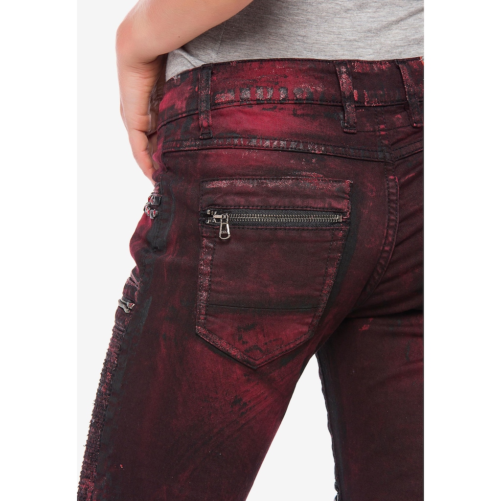 Cipo & Baxx Bequeme Jeans, mit ausgefallenem Nietenbesatz in Slim Fit