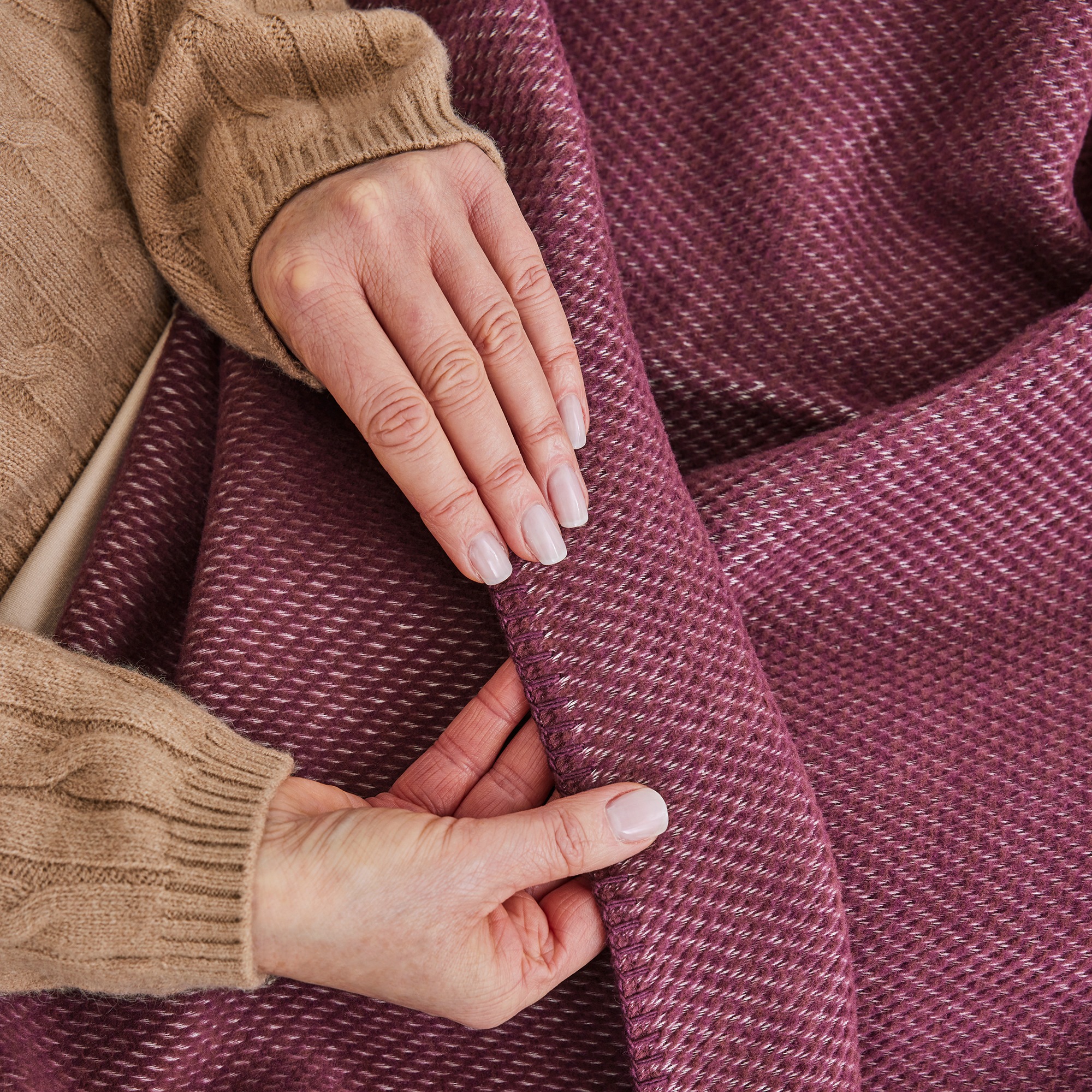 Thumbnail - IBENA Kinderdecke "Wohndecke Charlotte mit GOTS" mit gewebter Struktur