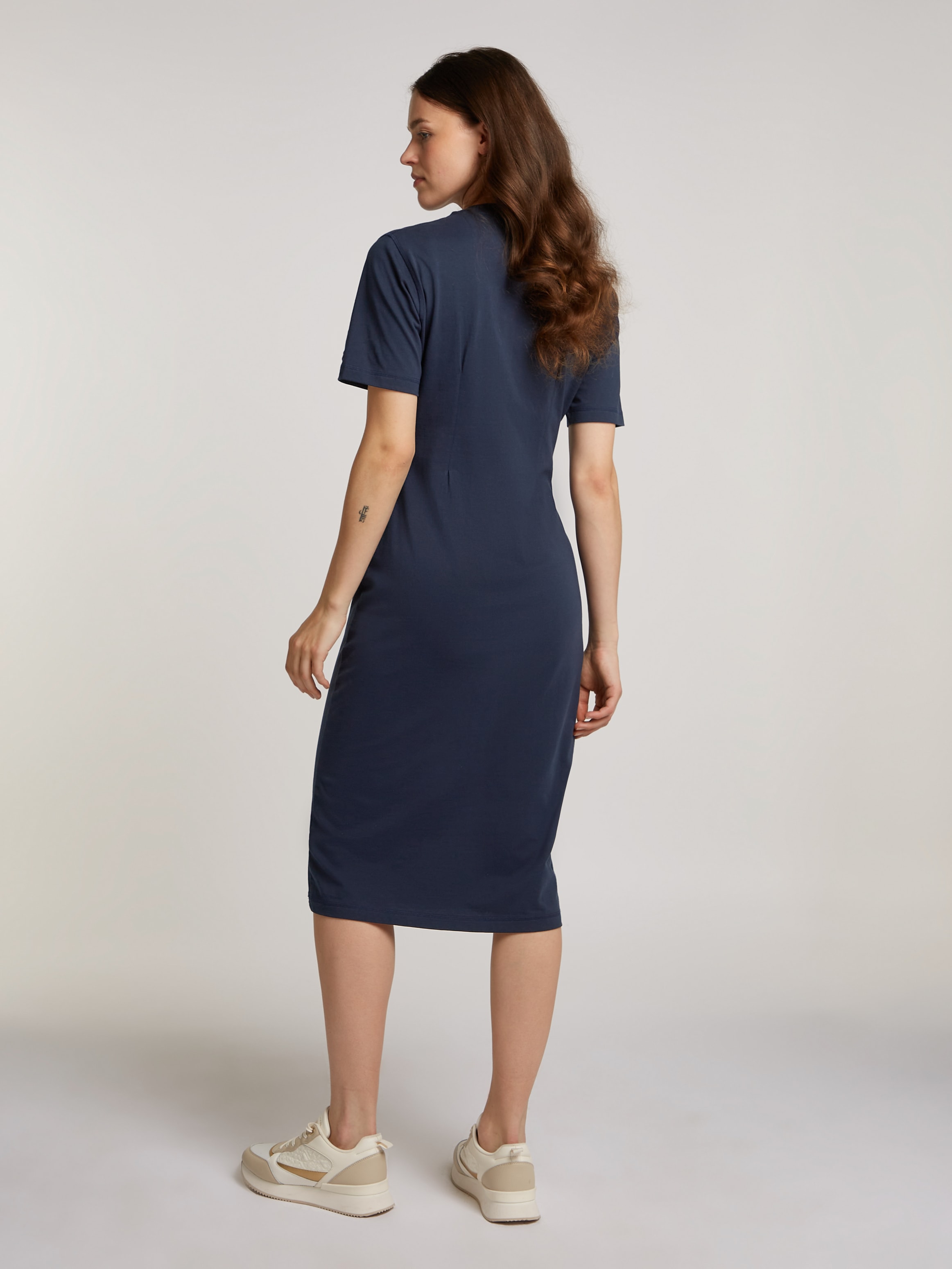 Tommy Hilfiger Shirtkleid »REG SCRIPT TEE DRESS SS«, mit Logoschriftzug