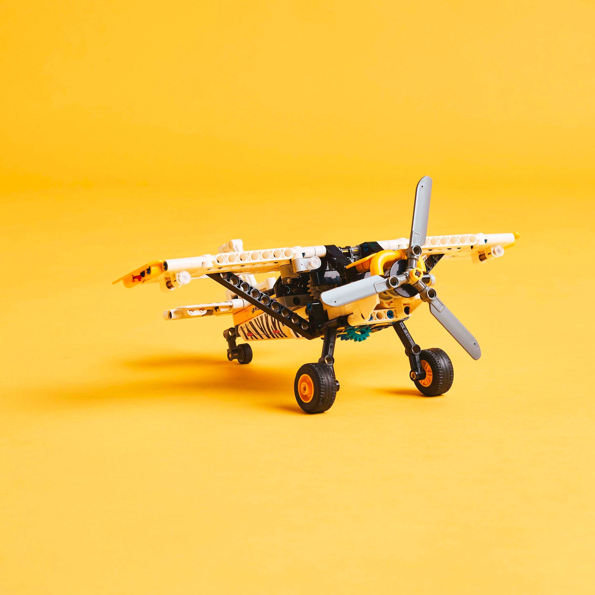 LEGO® Konstruktionsspielsteine »Propellerflugzeug (42198), LEGO Technic«, (333 St.), Made in Europe