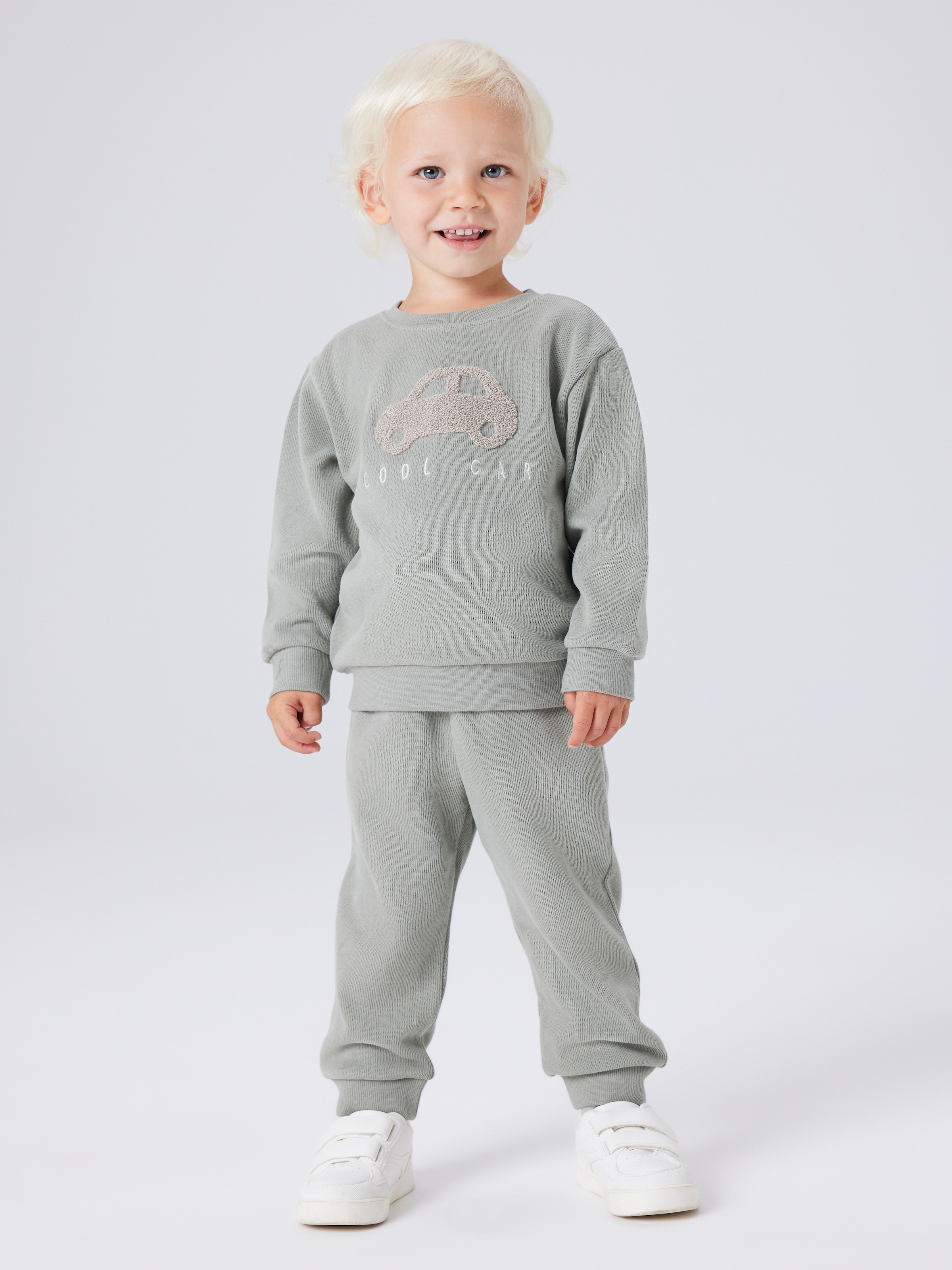 Name It Sweatshirt »NMMOBEAR NREG SWEAT UNB«, mit hochwertiger 3D-Stickerei
