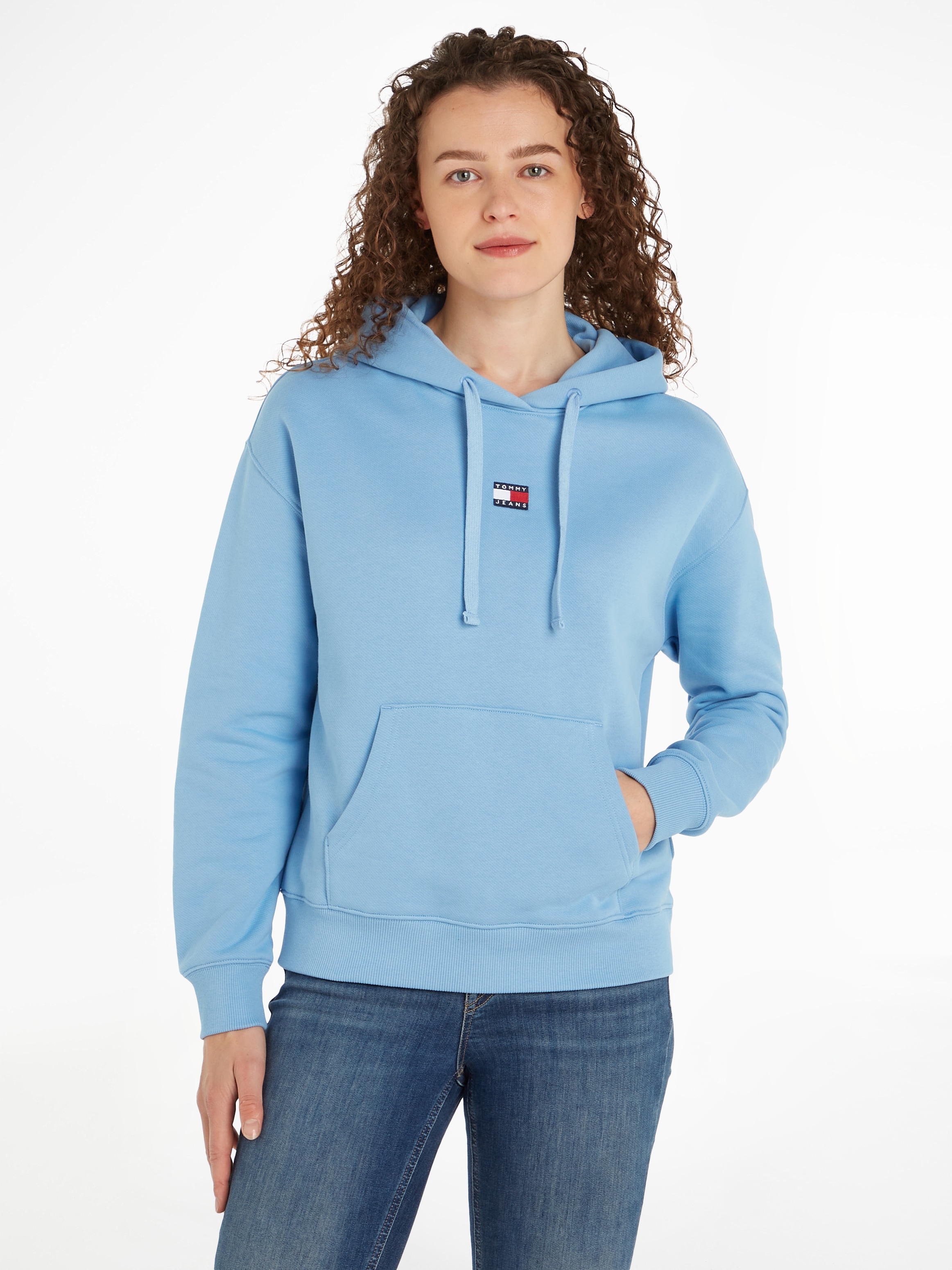 Tommy Jeans Kapuzensweatshirt "TJW BXY BADGE HOODIE", mit Logostickerei