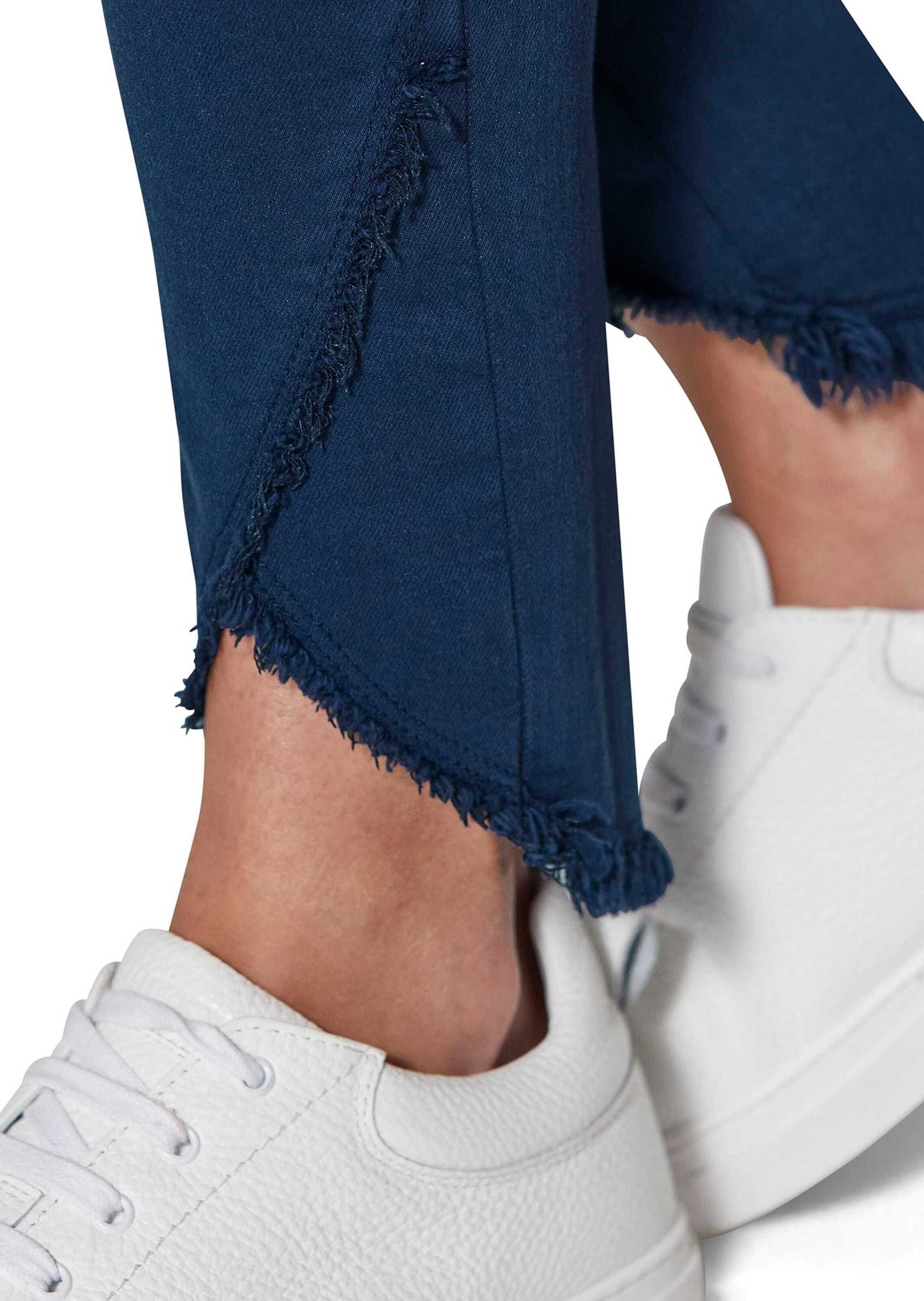 MADELEINE Regular-fit-Jeans »Jeans Schlanke Jeans mit Fransensaum«