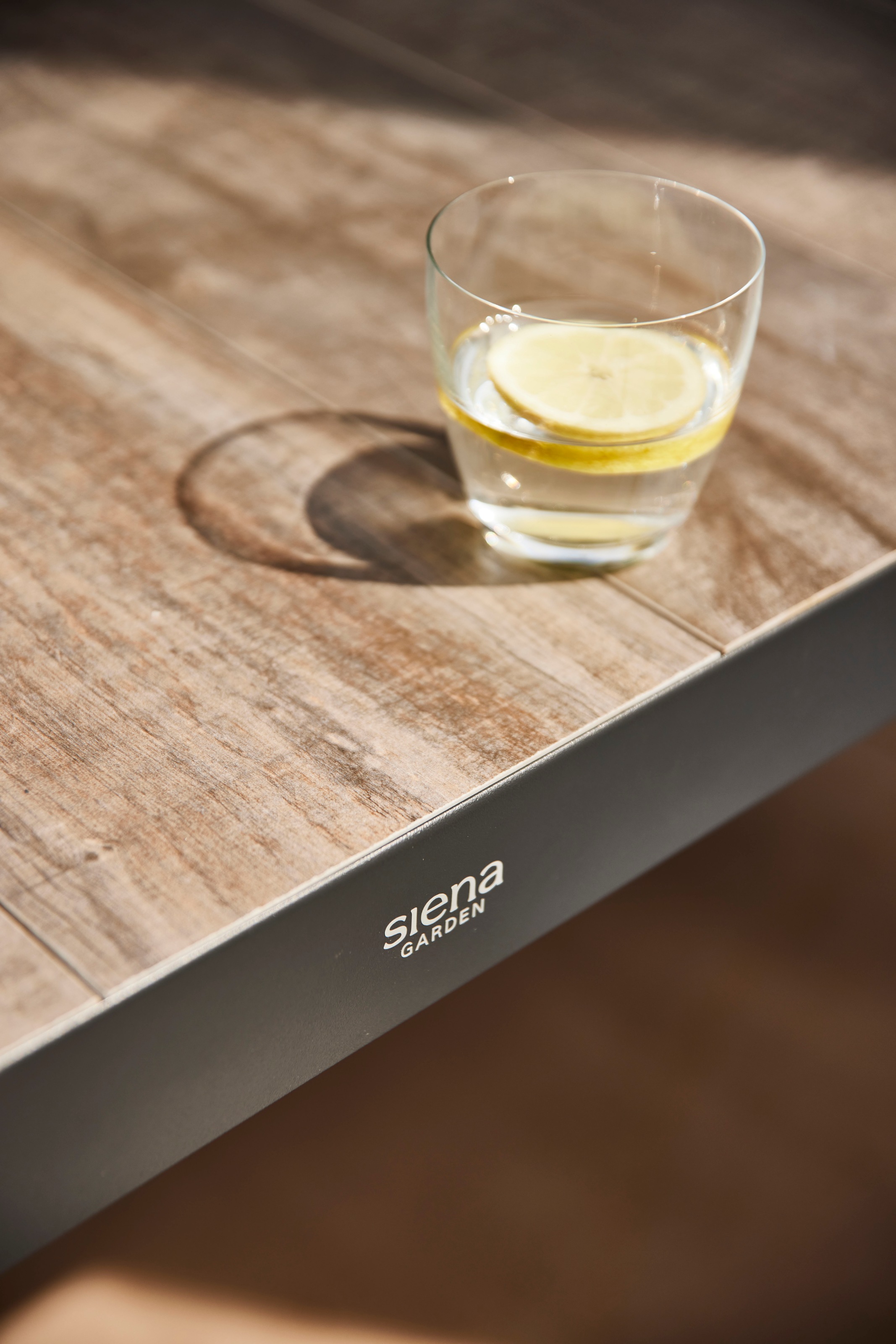 Siena Garden Gartentisch »SILVA Tisch 140x90cm matt anthrazit/washed grey« Aluminiumgestell matt anthrazit, Tischplatte aus Keramik, washed grey