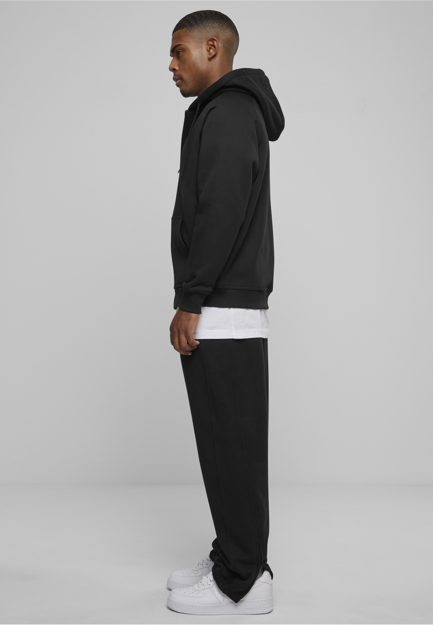 URBAN CLASSICS Trainingsanzug »Urban Classics Herren Blank Suit« 2 Stk.