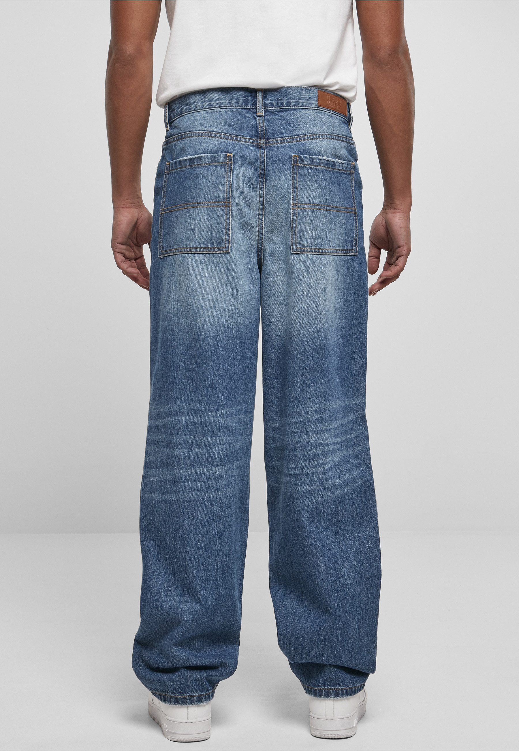 URBAN CLASSICS Bequeme Jeans »Urban Classics Herren Distressed 90‘s Jeans« 1 Stk.