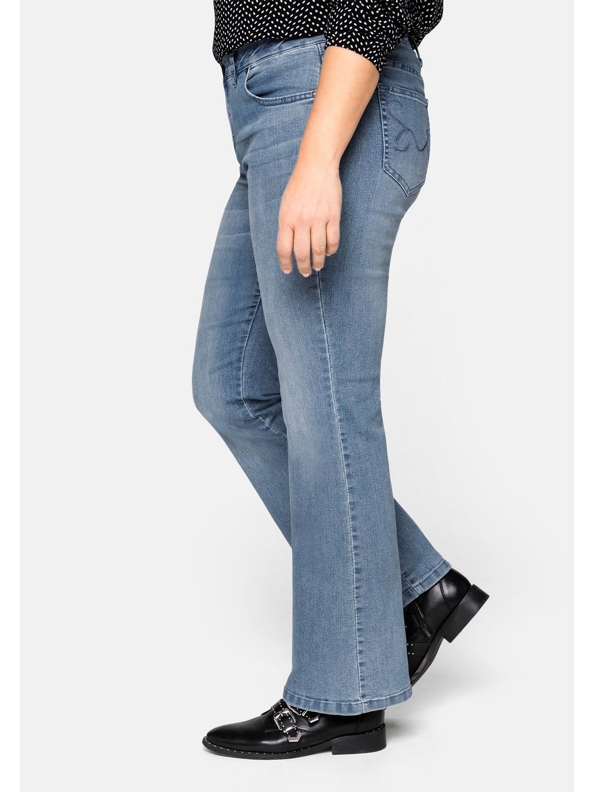 Sheego Bootcut-Jeans »Große Größen«, in 5-Pocket-Form, mit Used-Effekten