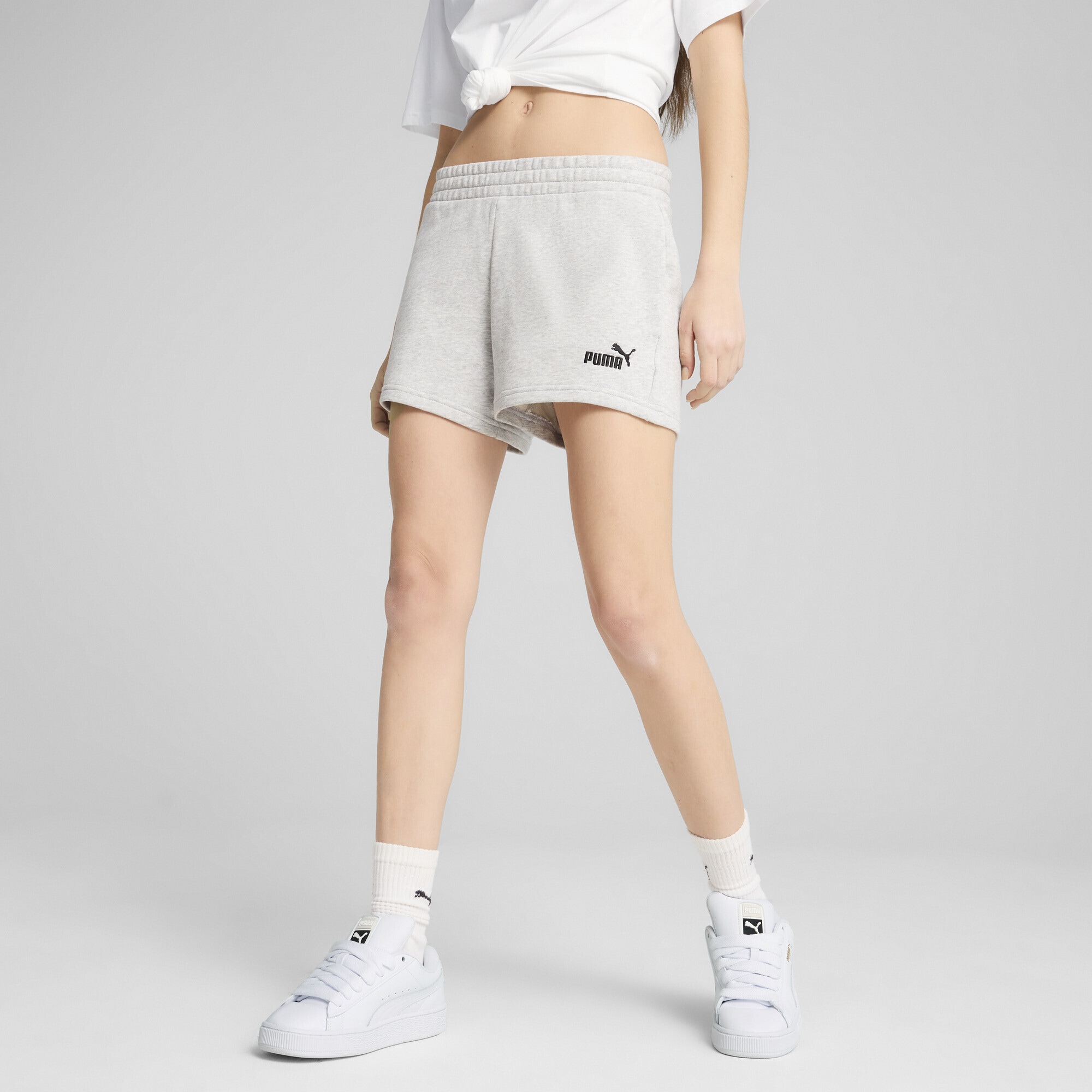 PUMA Sporthose »ESS Small No. 1 Logo 4'' Shorts Damen«