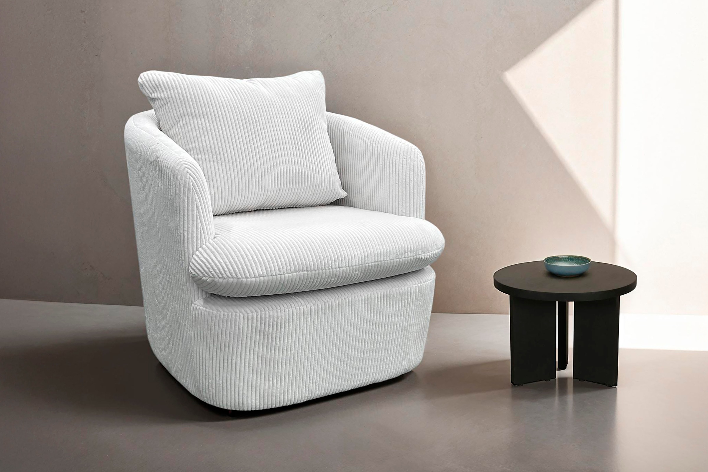 byLIVING Couchtisch "Round" 1 Stk. tlg. aus 2,5cm starkem Massivholz schwarz, einzeln oder im Set stellbar