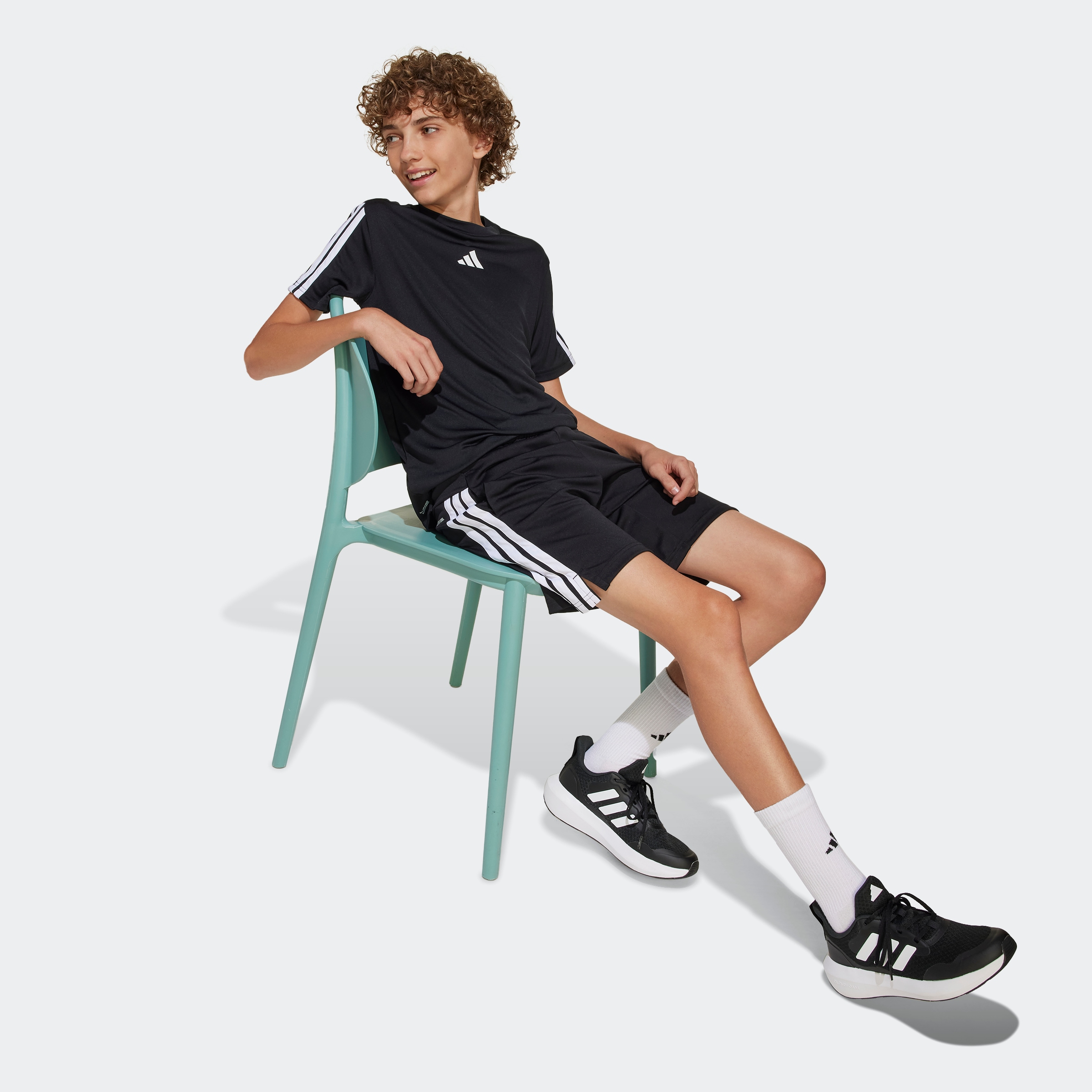 adidas Sportswear T-Shirt »J TR-ES 3S TEE«