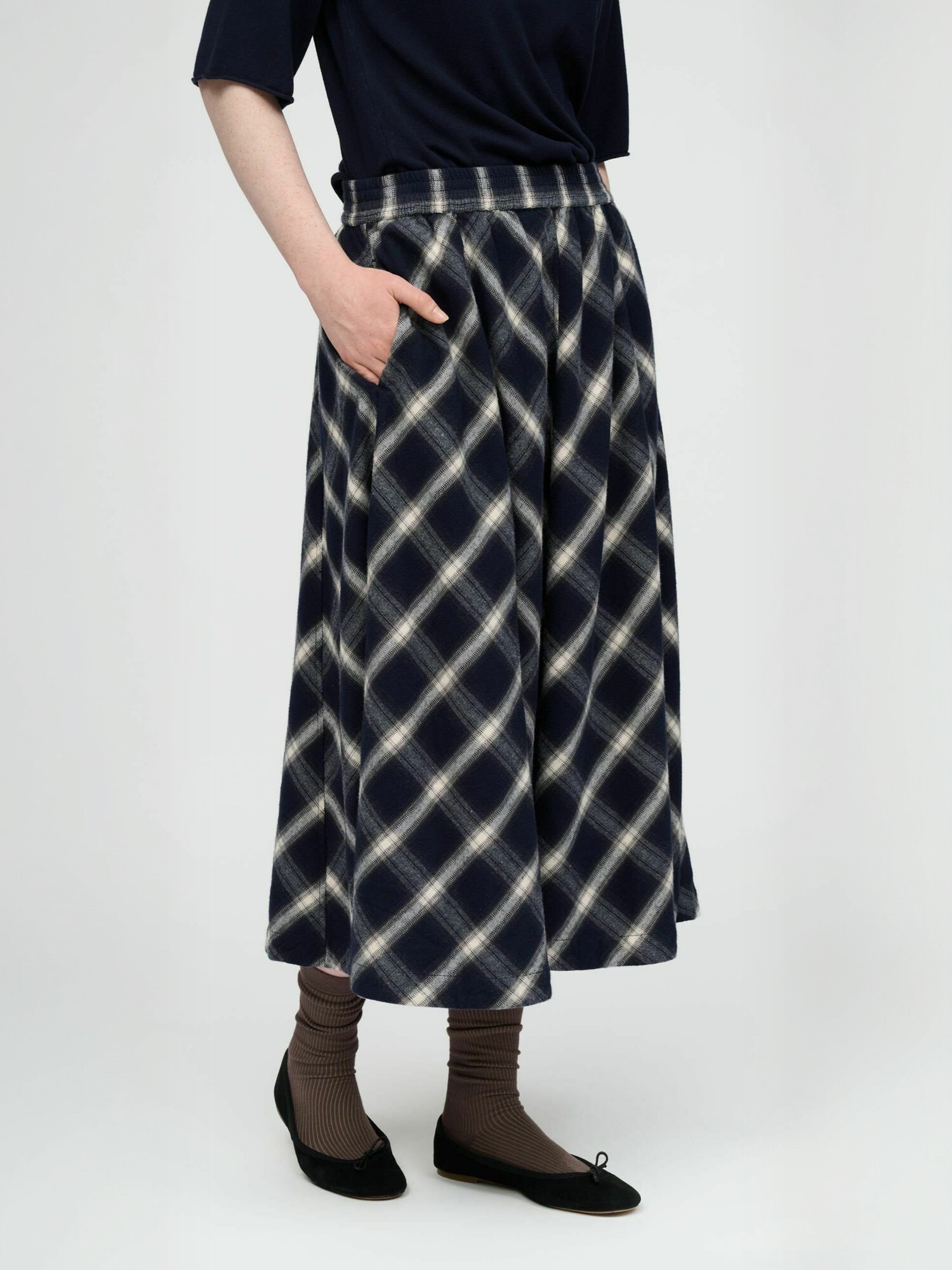 moshi moshi mind Midirock »moshi moshi mind Skirt pin«