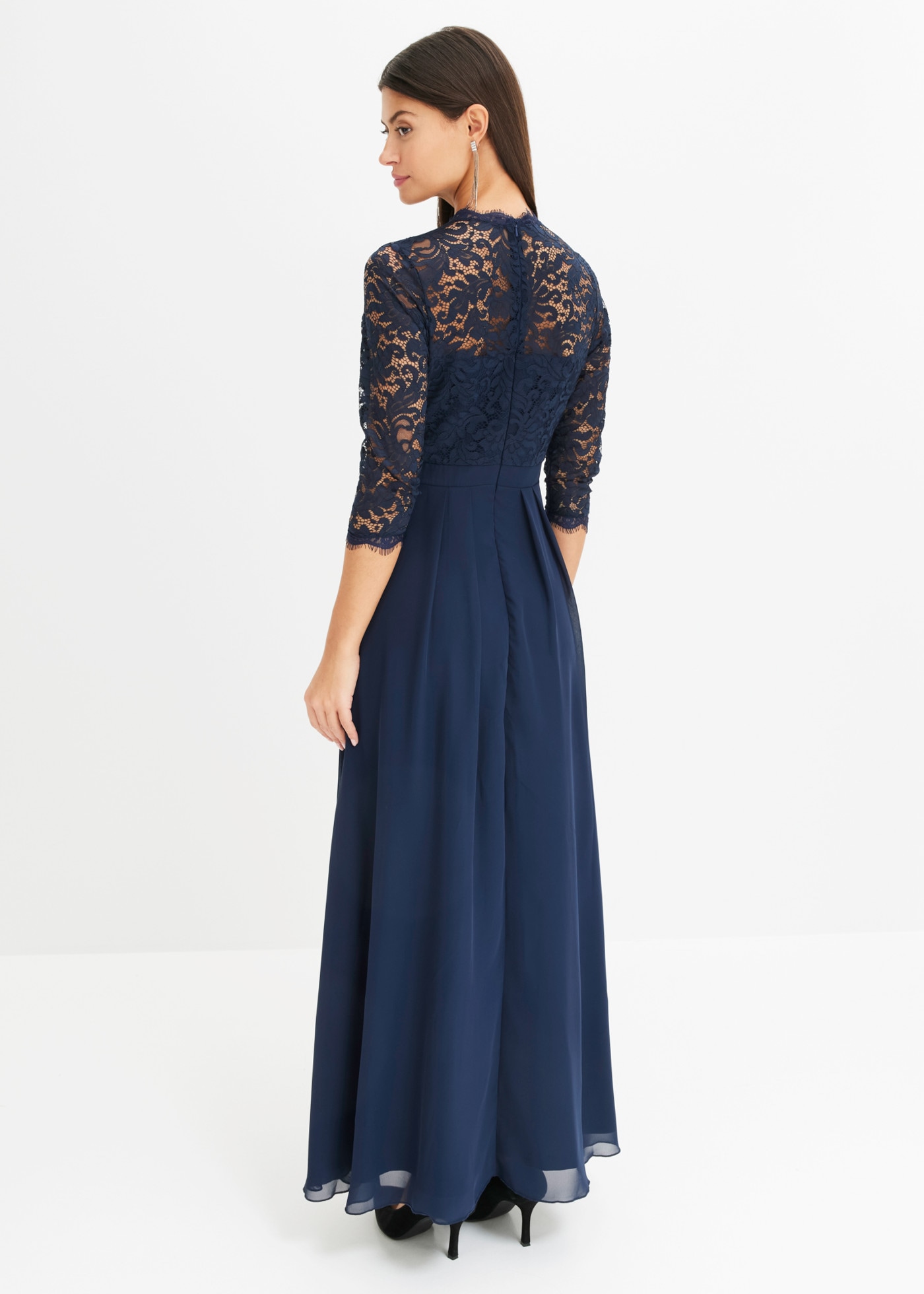 bonprix Maxikleid toller Mix aus Spitze, Chiffon und Crêpe, 3/4 Ärmel, Rock im Lagenlook