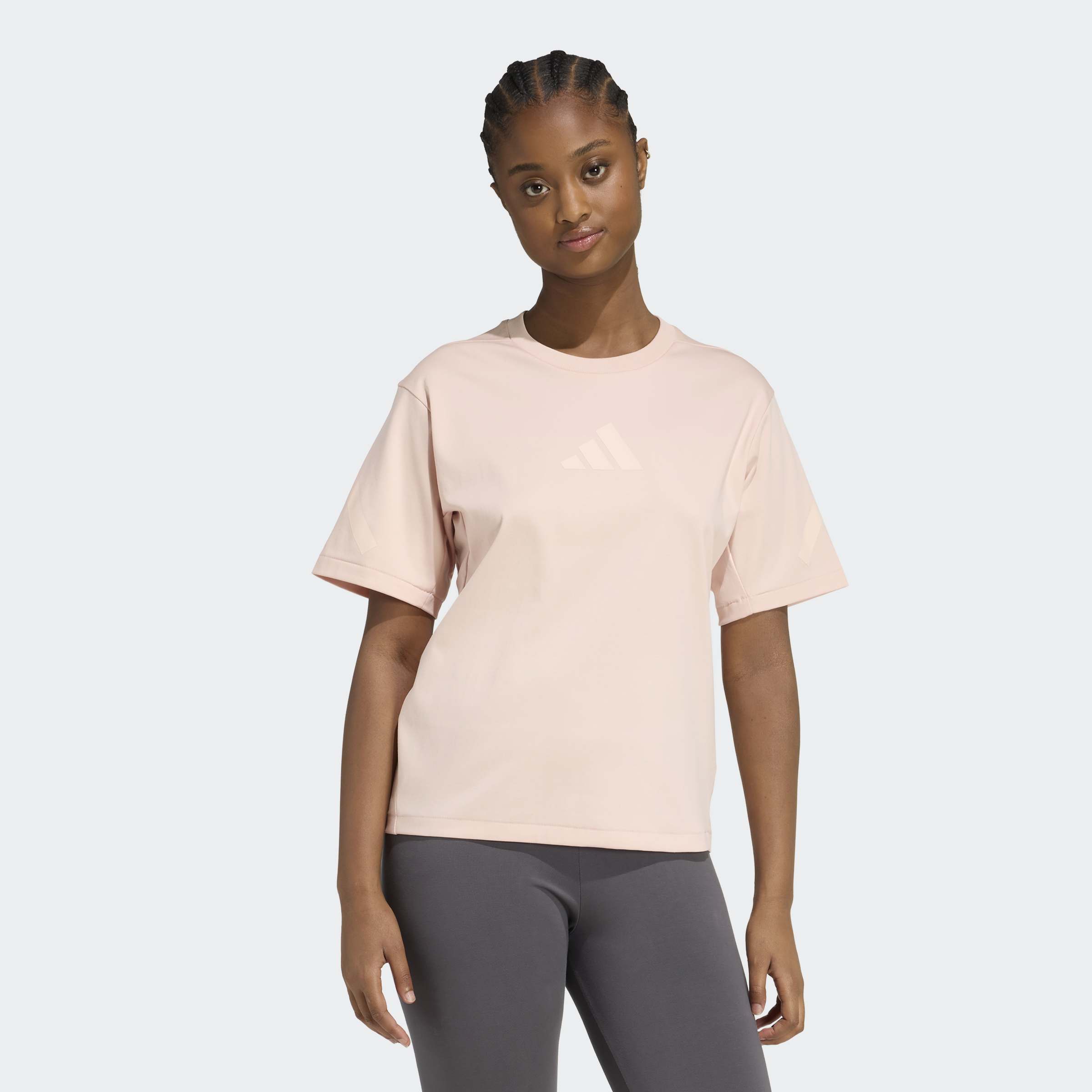 adidas Sportswear T-Shirt "W Z.N.E. TEE" für Erwachsene, mit Rundhalsausschnitt, ohne Verschluss, aus Baumwolle