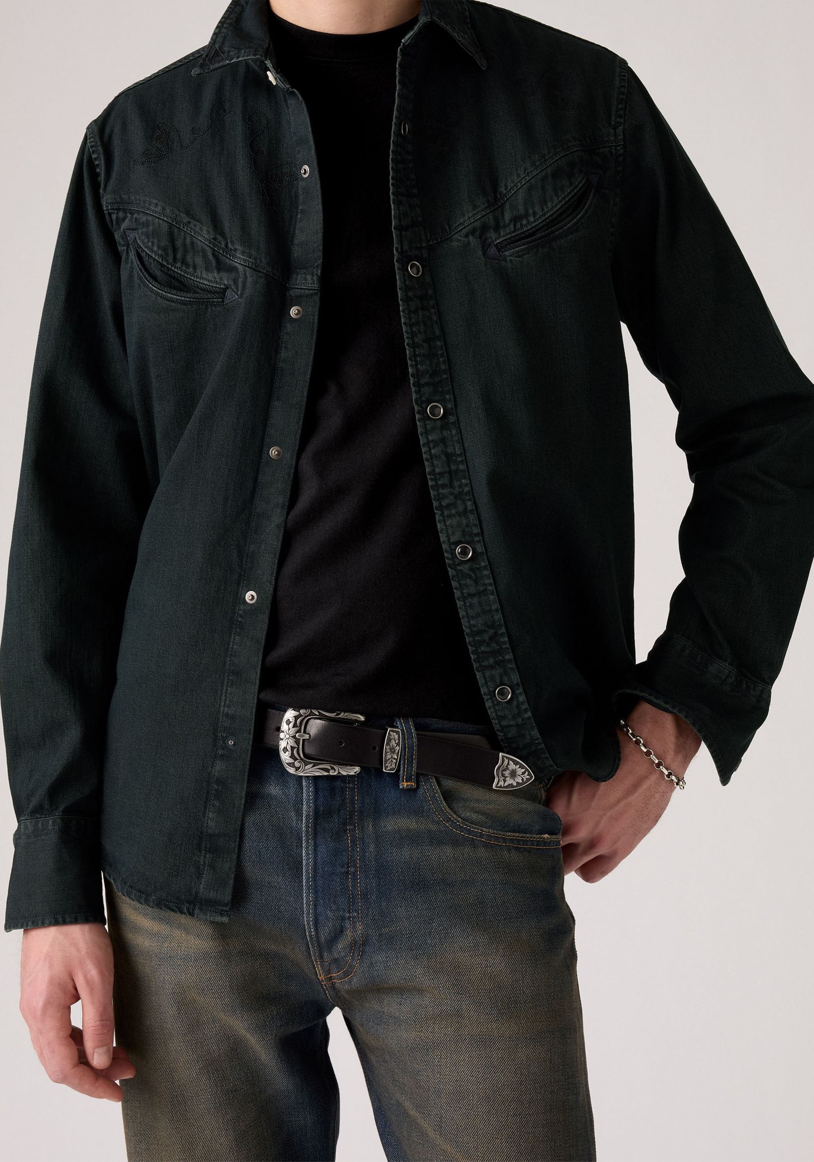 Levi's® Ledergürtel »GO WEST BELT« mit Blumenrelief