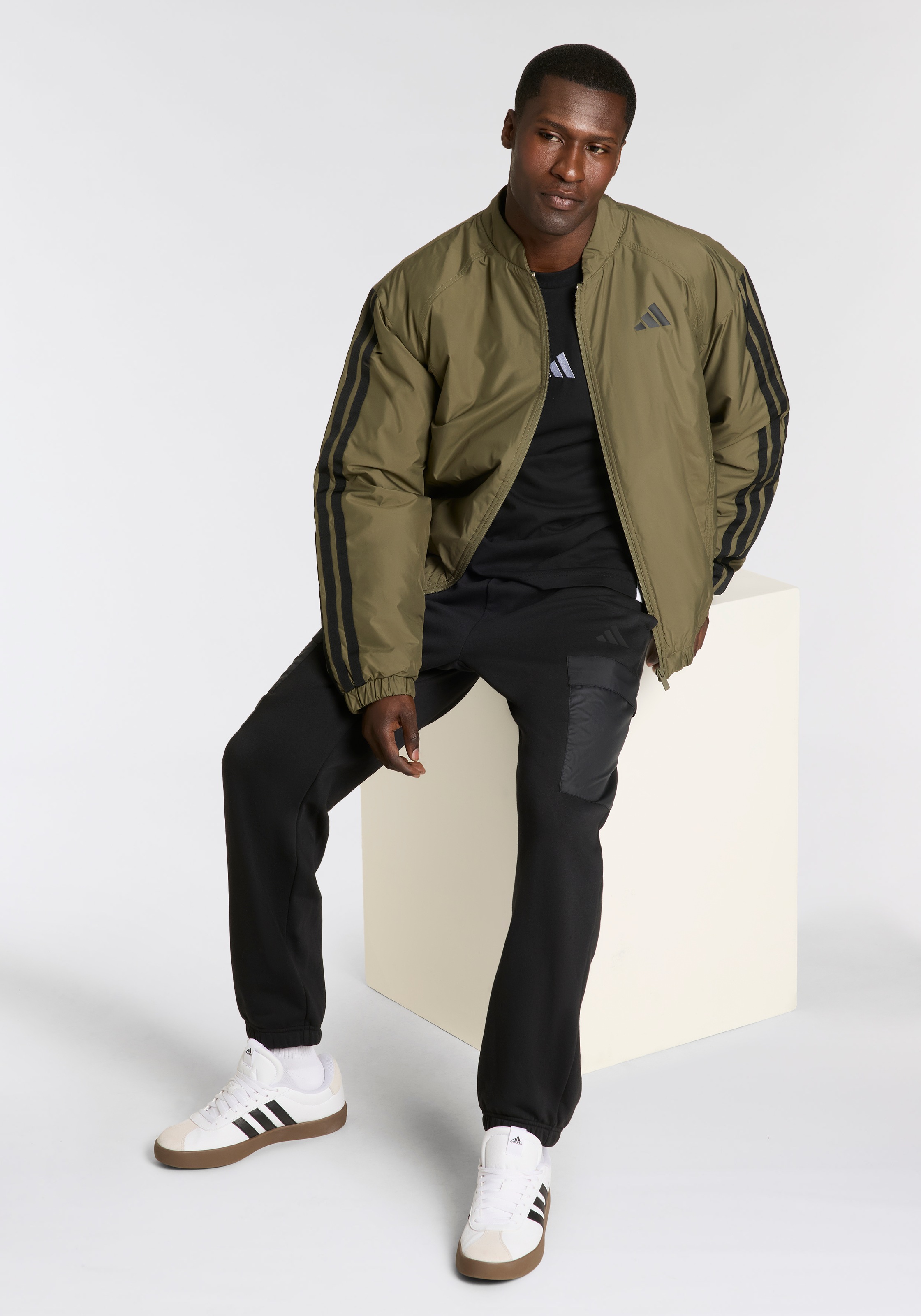 adidas Sportswear Outdoorjacke »ESS 3S INS B J«