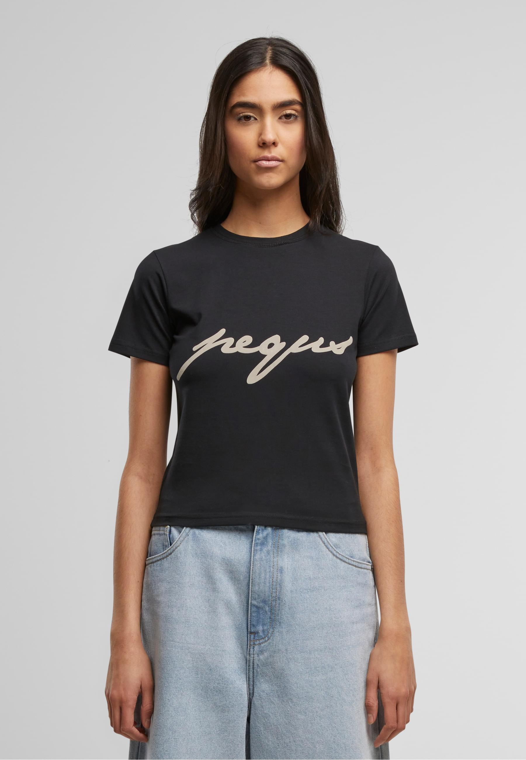 PEQUS T-Shirt »PEQUS PEQUS Fitted Ink Logo T-shirt«, (1 tlg.)