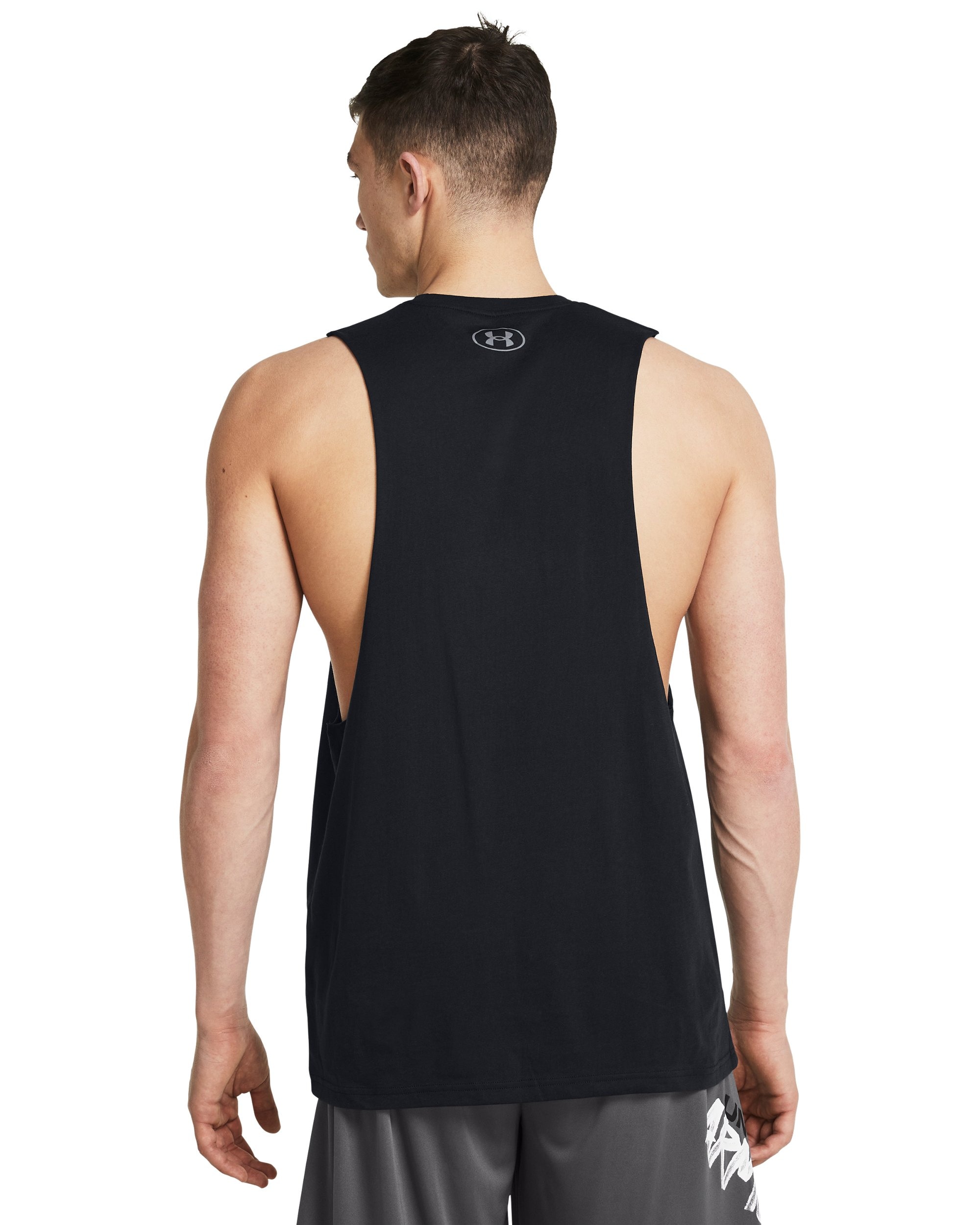 Under Armour® Funktionstop »UA LEFT CHEST CUT OFF TANK« leichtes Design, weiches Material, schnell trocknender Stoff