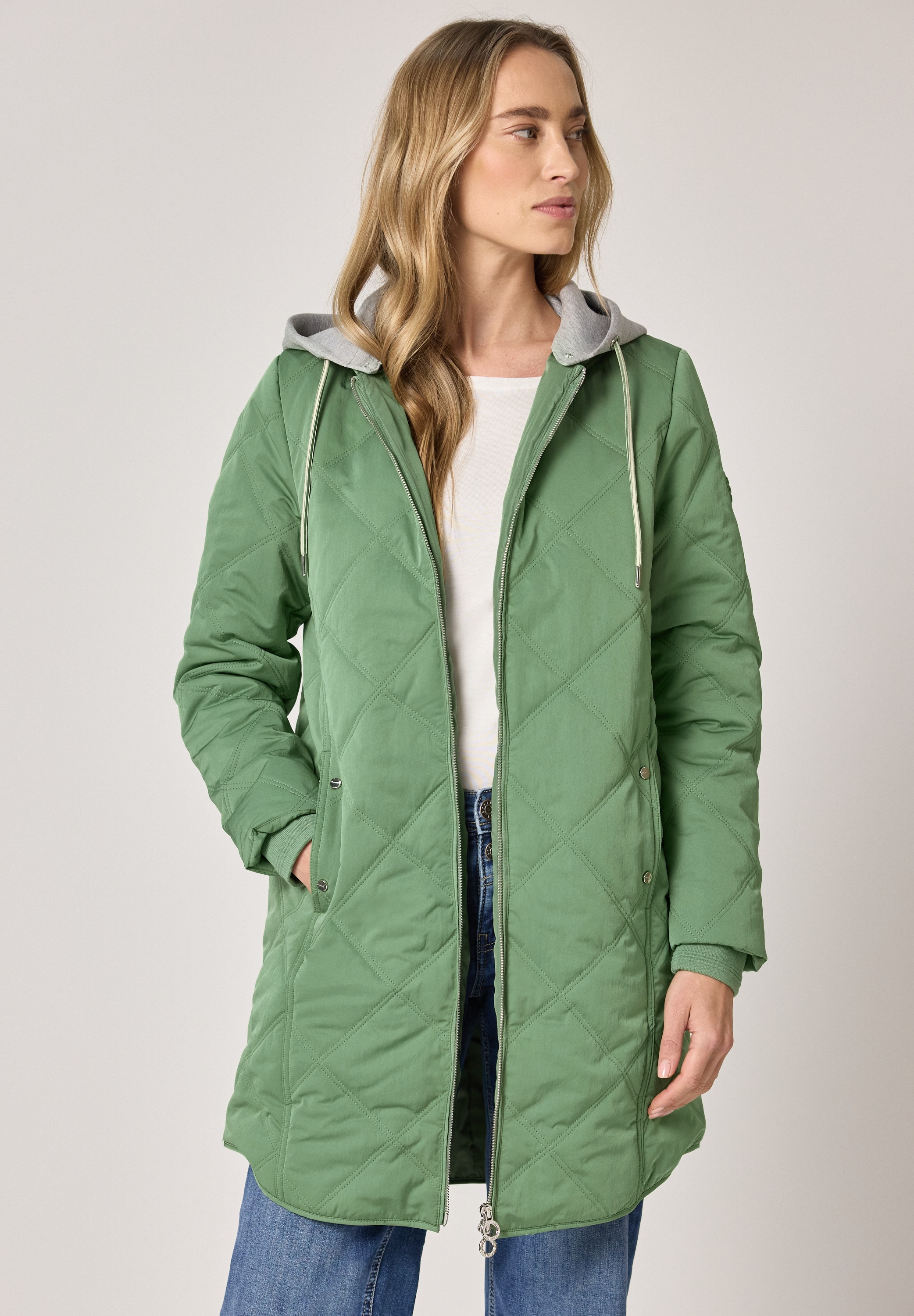 Steppjacke STREET ONE, Damen, Gr. 36, mint breeze, Stoff, Obermaterial: 55% Polyester, 45% Polyamid; Futter: 100% Polyester; Füllung: 100% Polyester; Kapuze: 72% Polyester, 22% Viskose, 6% Elasthan, unifarben, normal ca. Mitte Oberschenkel, ohne Ausschnit