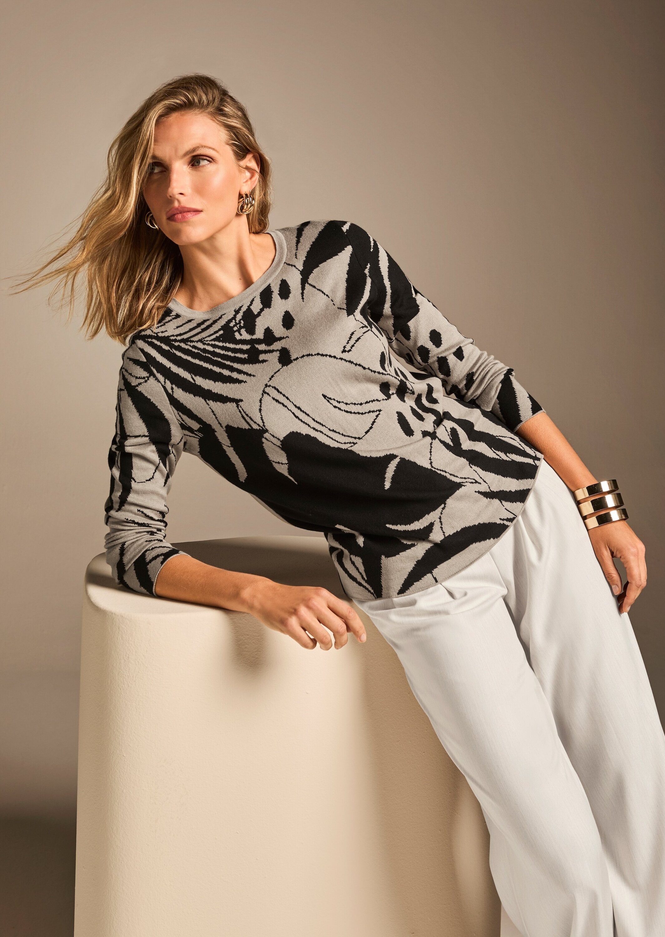 MADELEINE Longpullover »Jacquardpullover Baumwollpullover mit floralem Muster« Allover-Jaquard-Muster