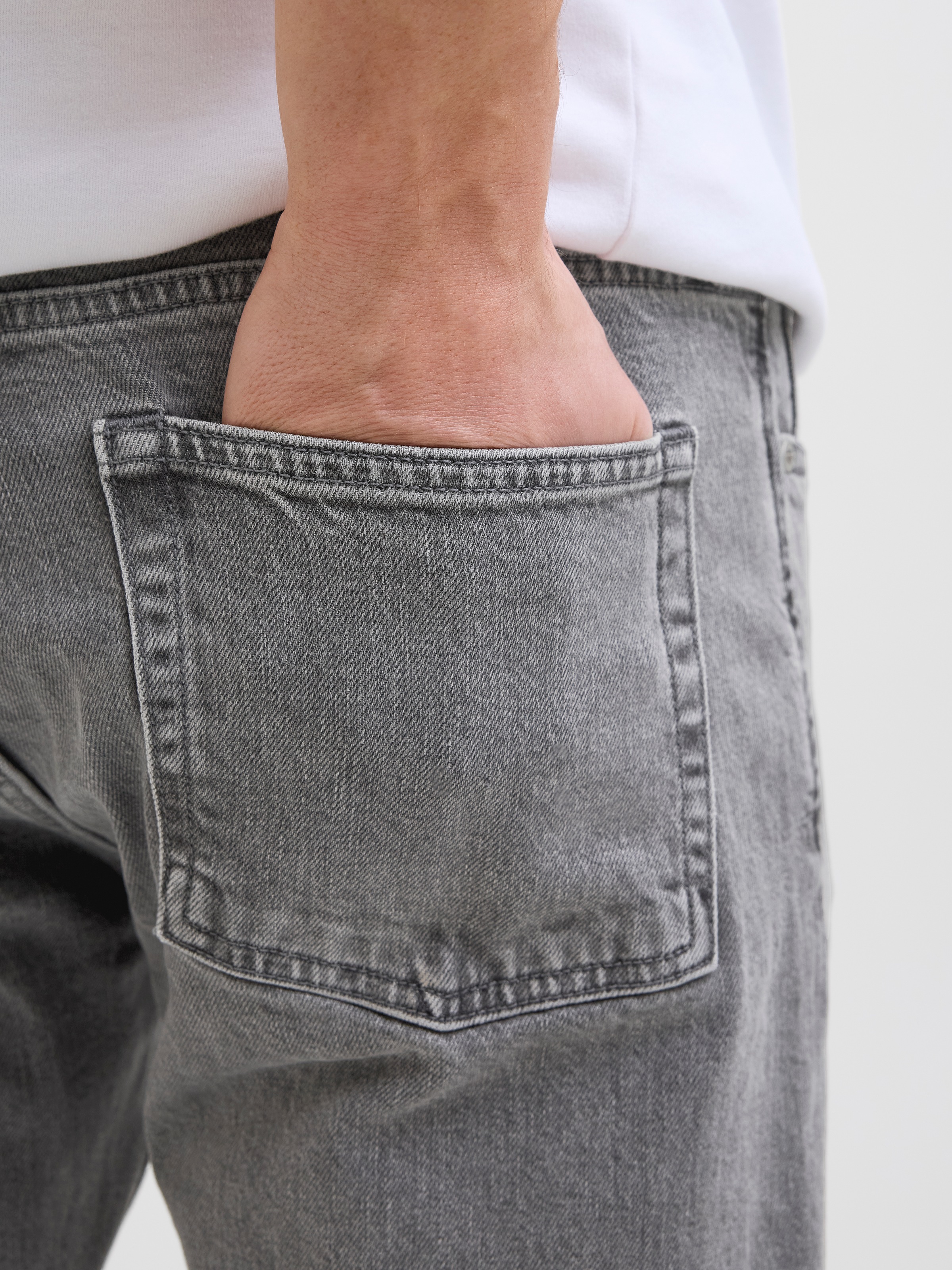 Jack & Jones Loose-fit-Jeans »JJICHRIS JJCLASSIC AM 676 LID NOOS«