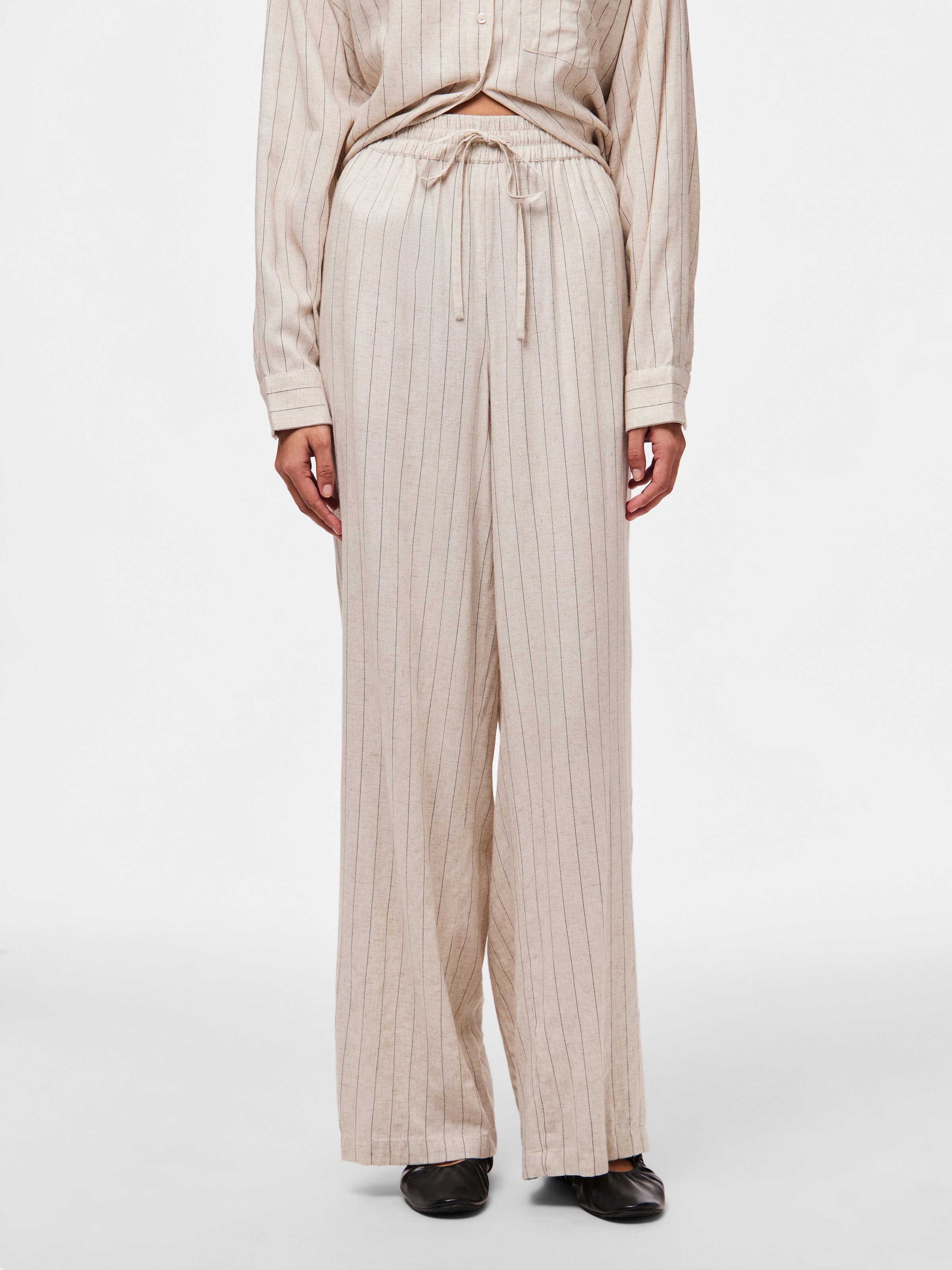 pieces Schlupfhose "PCPIA HW WIDE PANTS WVN NOOS", mit Leinen günstig online kaufen