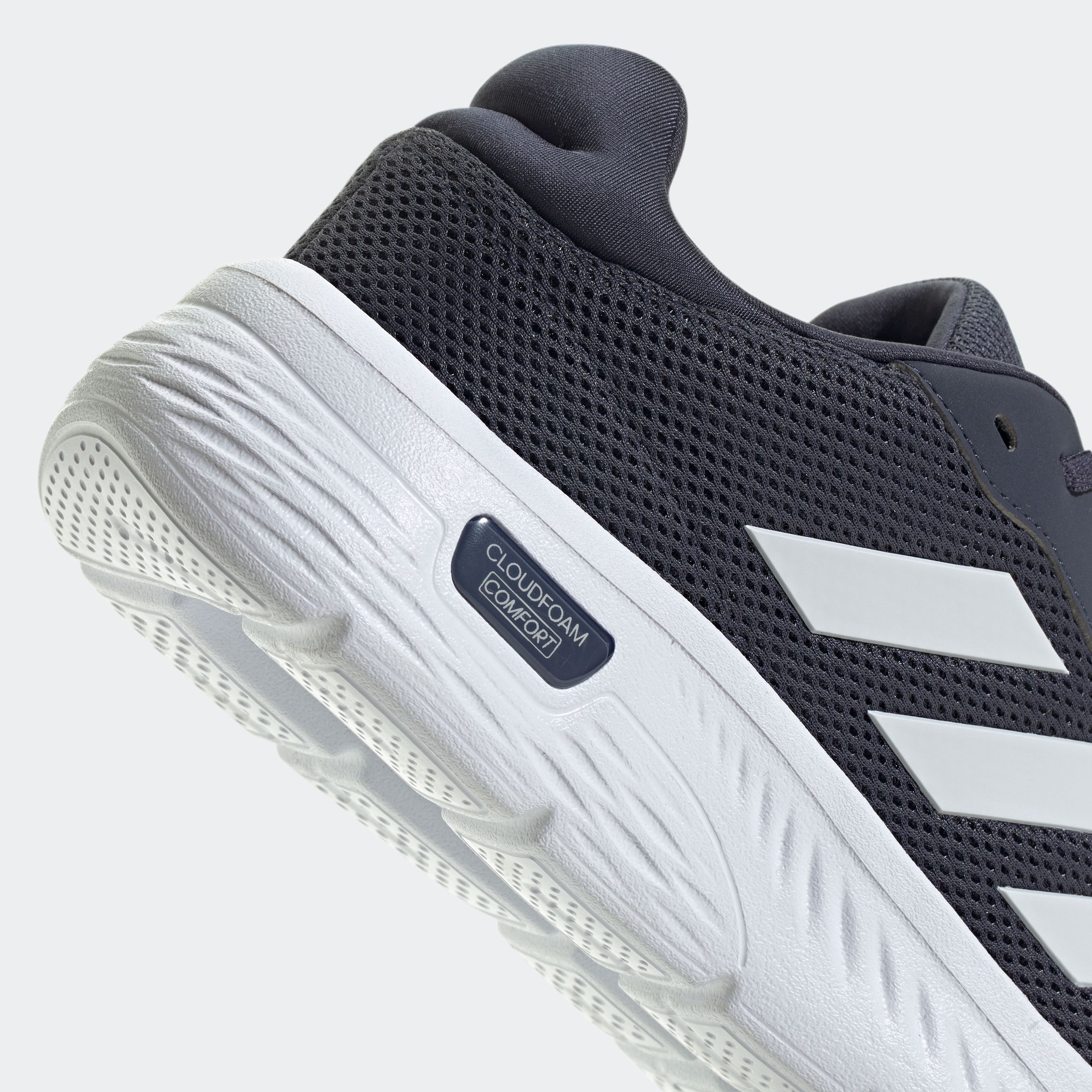 adidas Sportswear Walkingschuh »CLOUDFOAM COMFY«