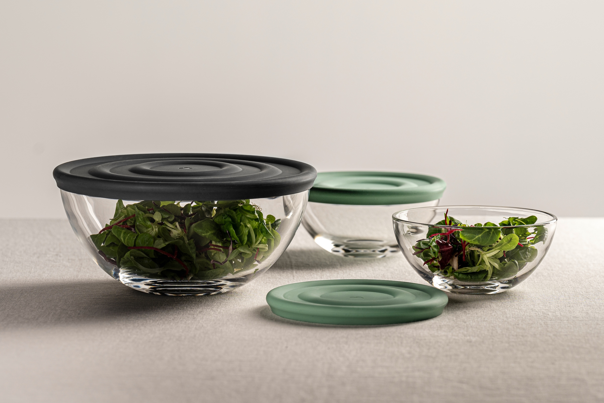 LEONARDO Schale »Schalen-Set CUCINA, 6-teilig, 3 Schüsseln mit Silikondeckel«, 6 tlg., aus Glas, spülmaschinengeeignet