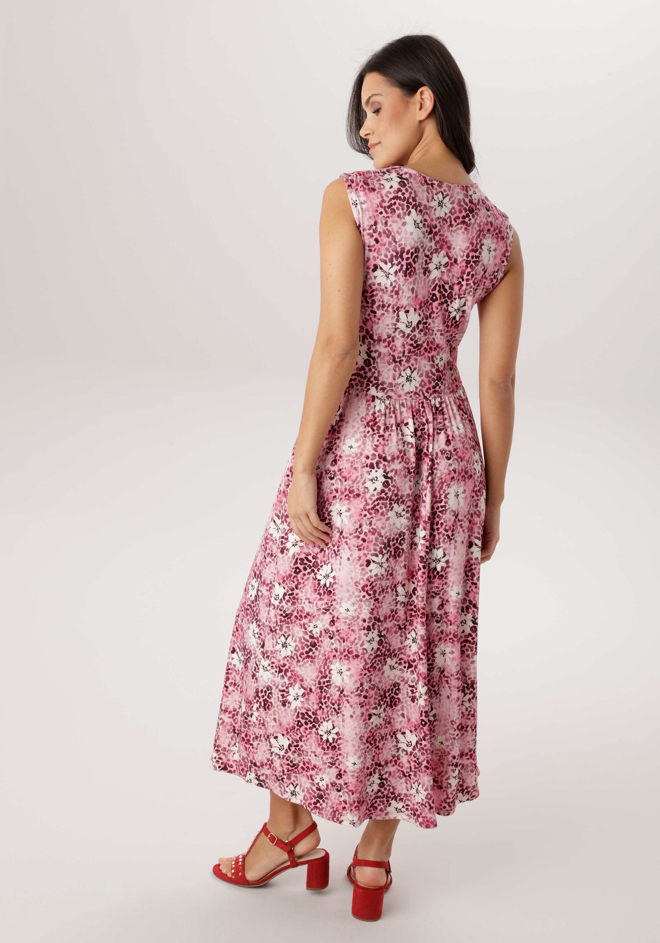 Aniston SELECTED Sommerkleid Eingrifftaschen mit zwei praktischen Eingrifft günstig online kaufen