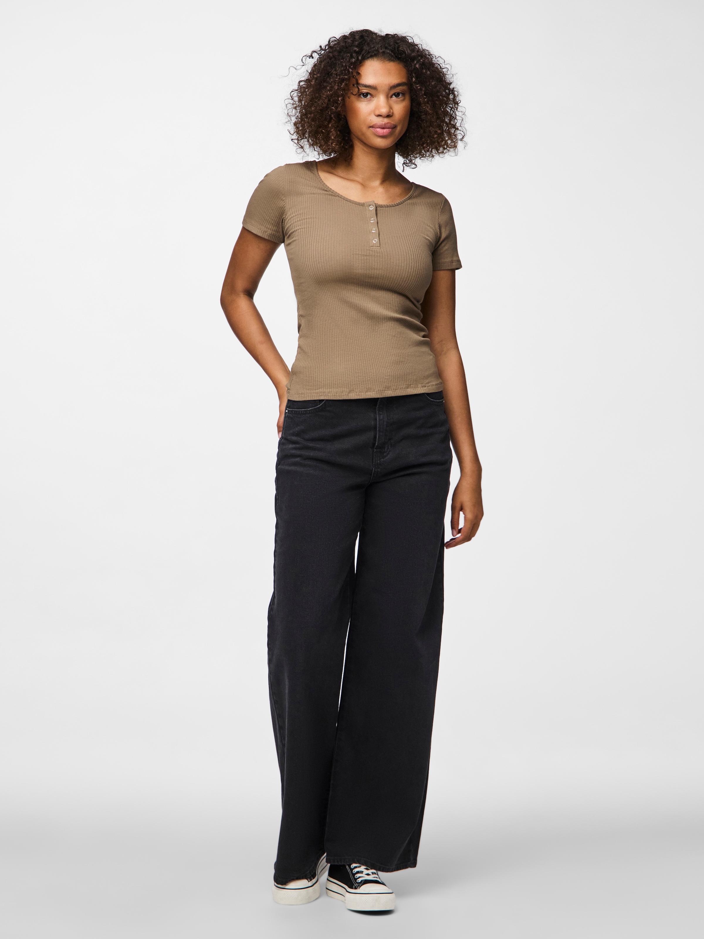 Thumbnail - pieces Kurzarmshirt "PCKITTE SS TOP NOOS BC" Baumwollmischung, slim fit